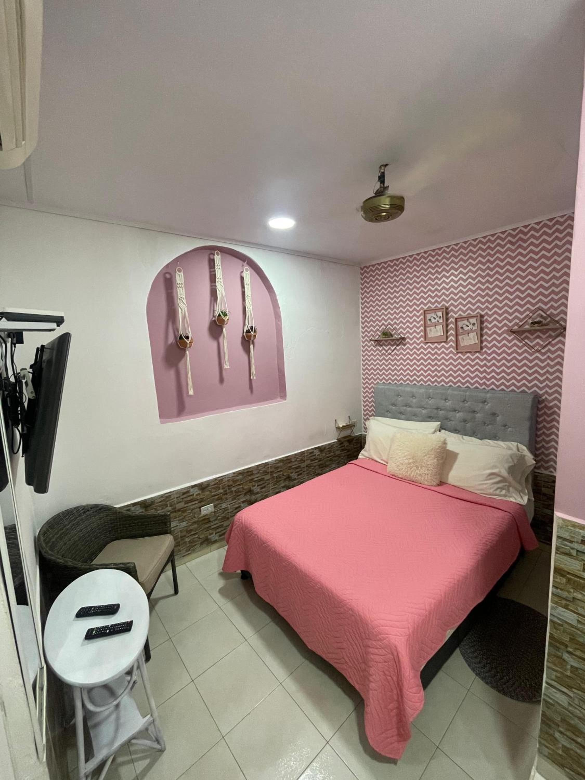 Casa 39-37 view 2