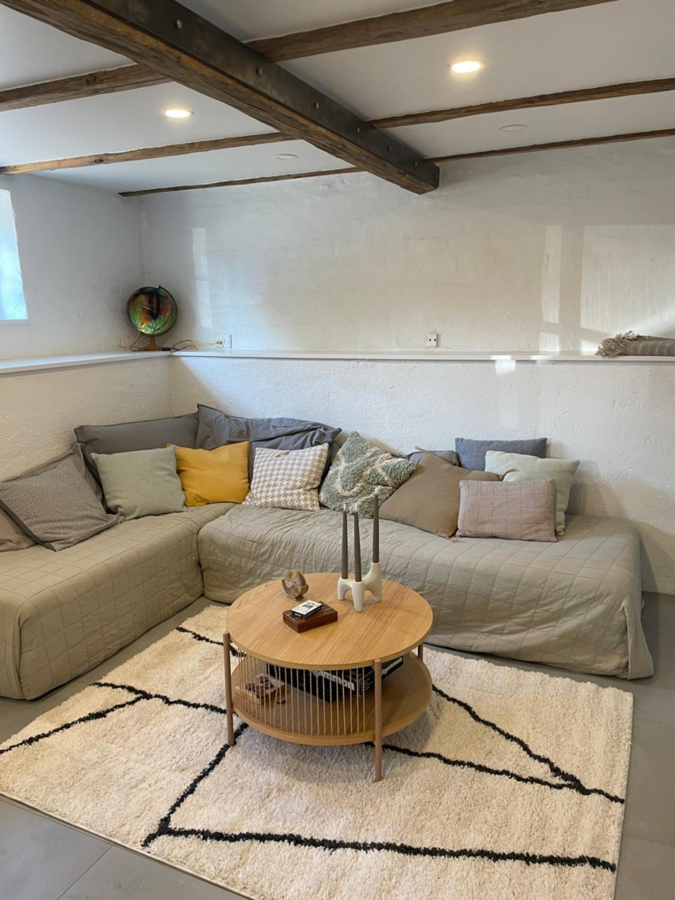 Cozy Town House