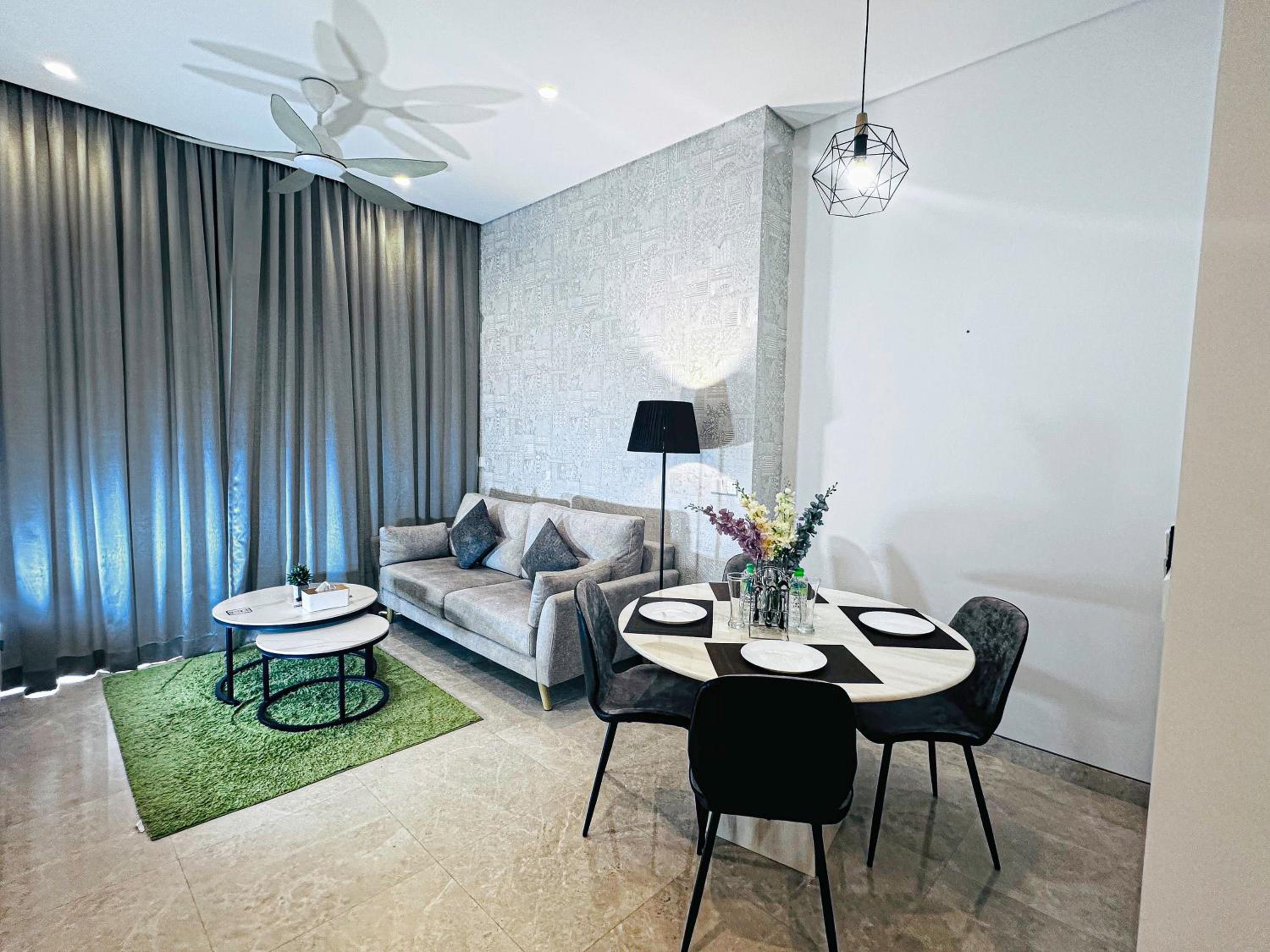 Lucentia Residence By Home Horizon
