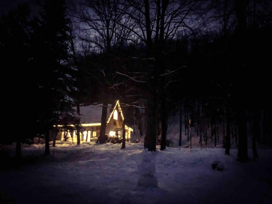 Cottage on the Noisy River Blue Mountain Wasaga