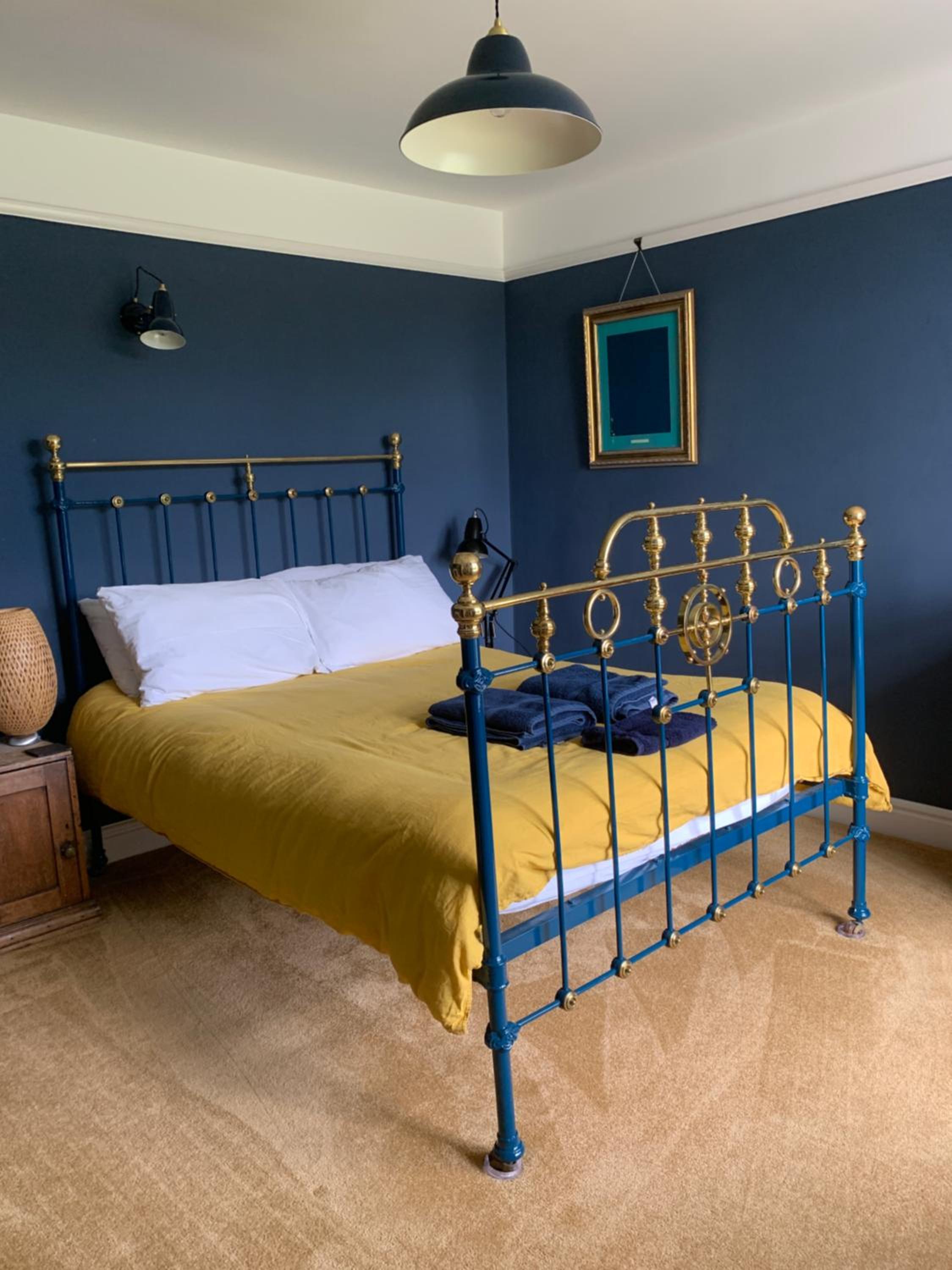 Lauderdale lodge barnstaple