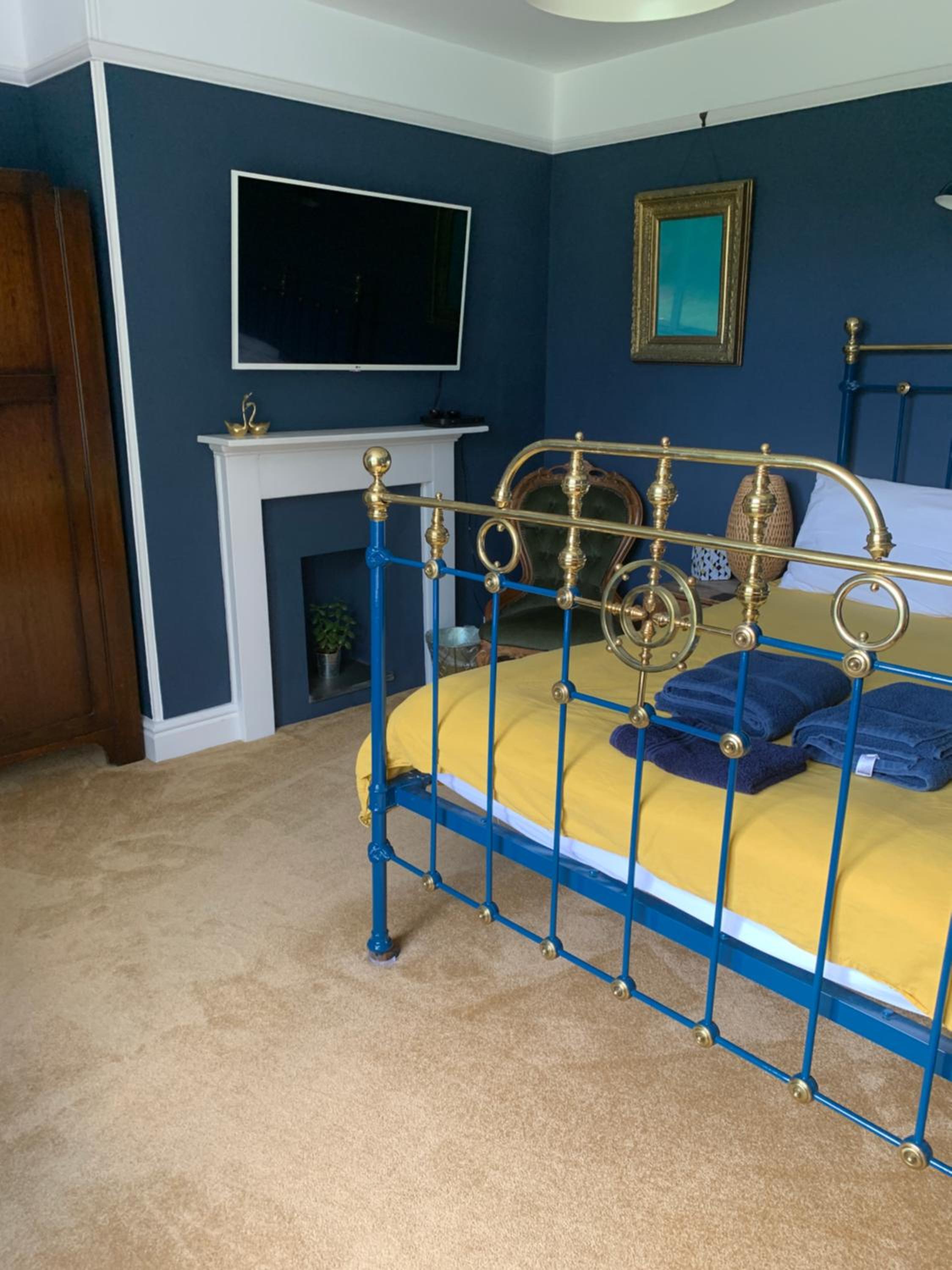 Lauderdale lodge barnstaple