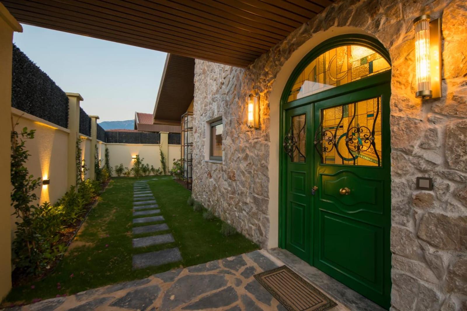 Villa Aura