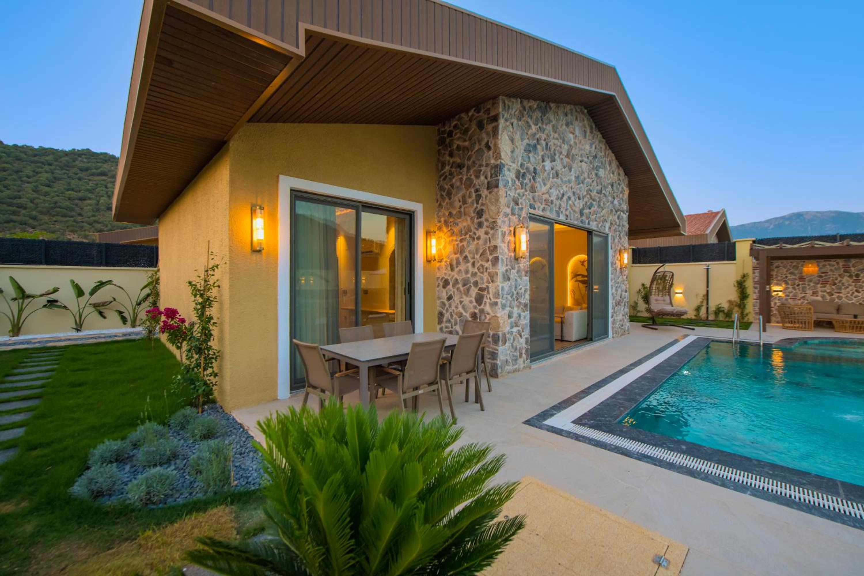 Villa Aura