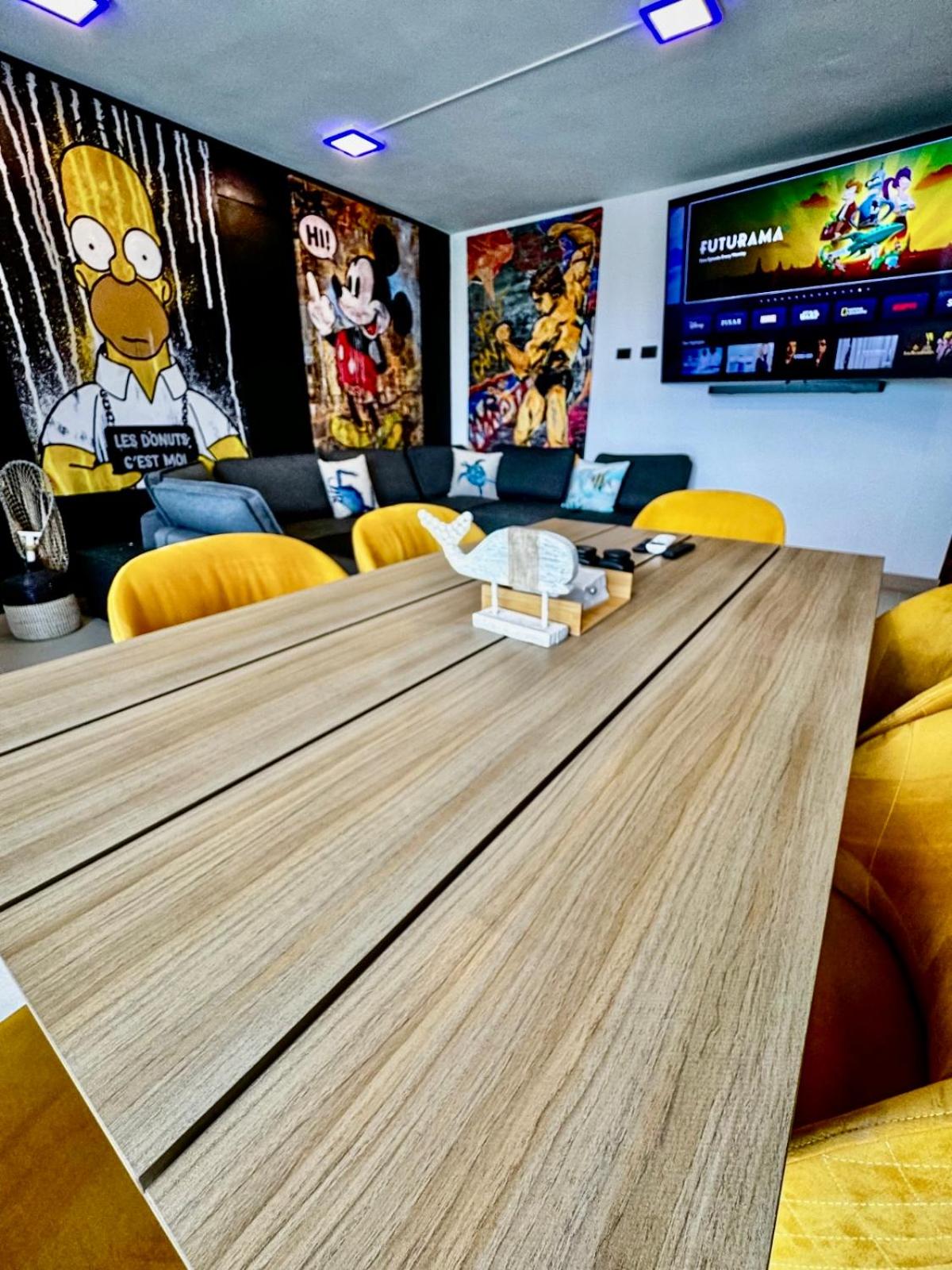 lounge