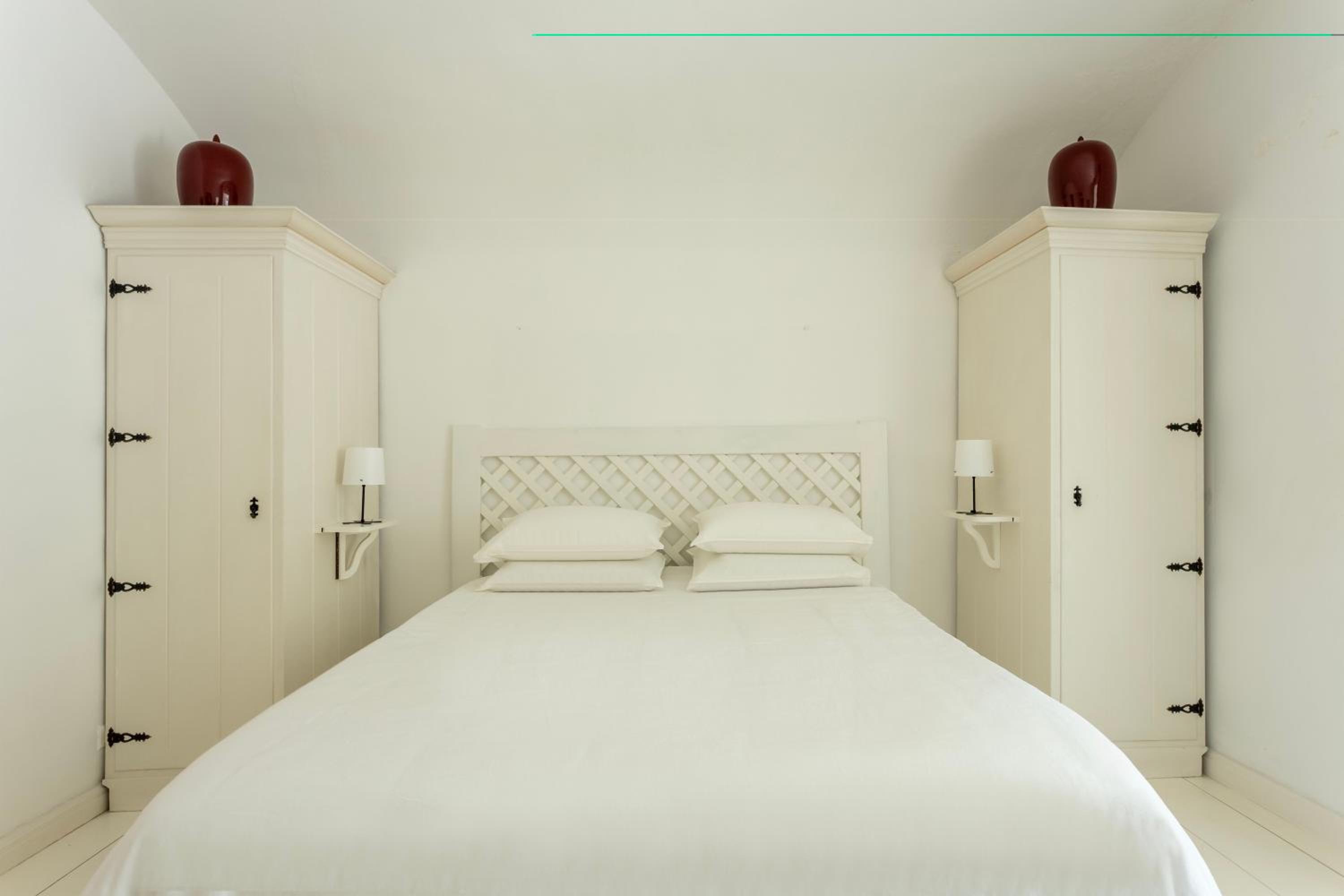 Palace Apartments by LovelyStay
