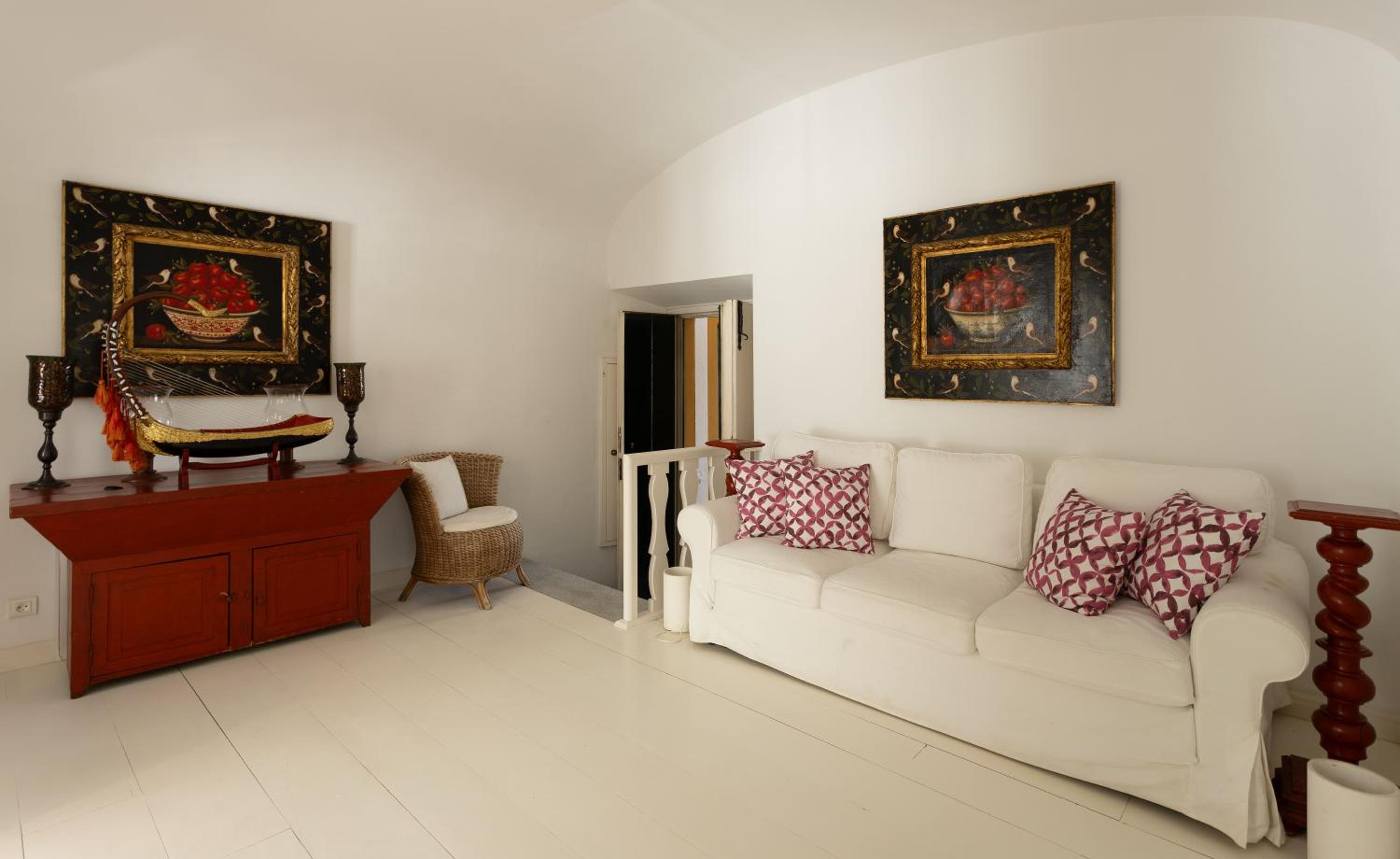 Palace Apartments by LovelyStay