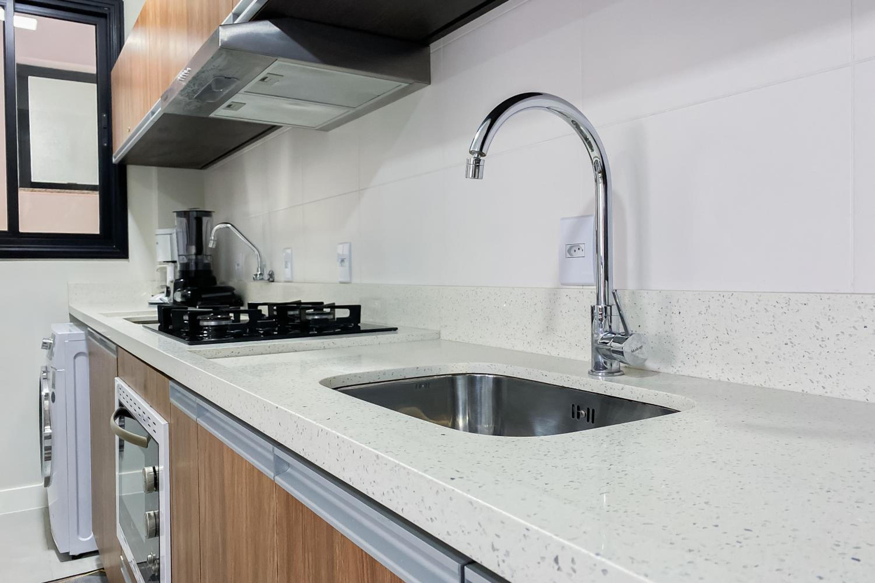 Apartamento super completo a 250mts do mar