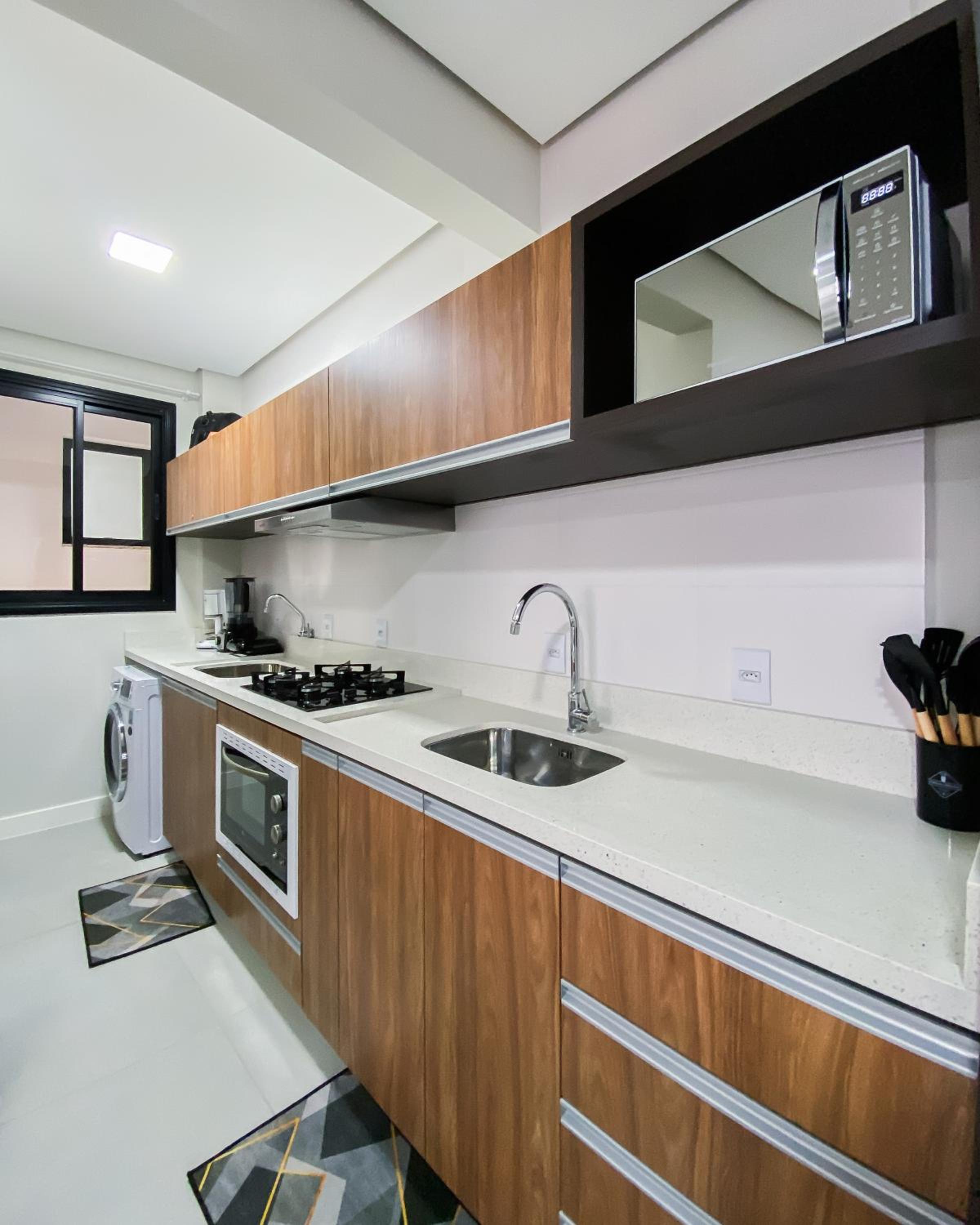 Apartamento super completo a 250mts do mar