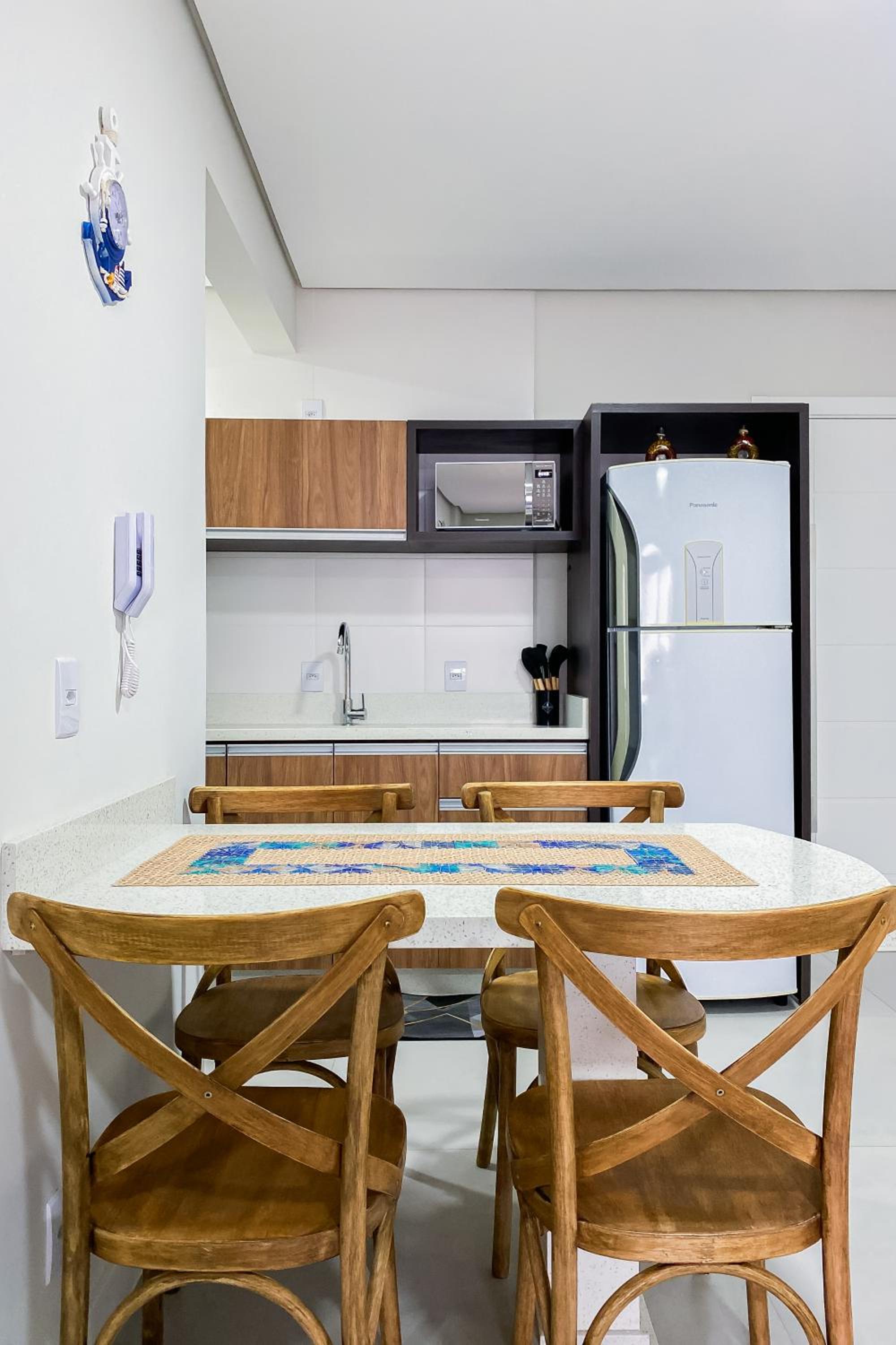 Apartamento super completo a 250mts do mar