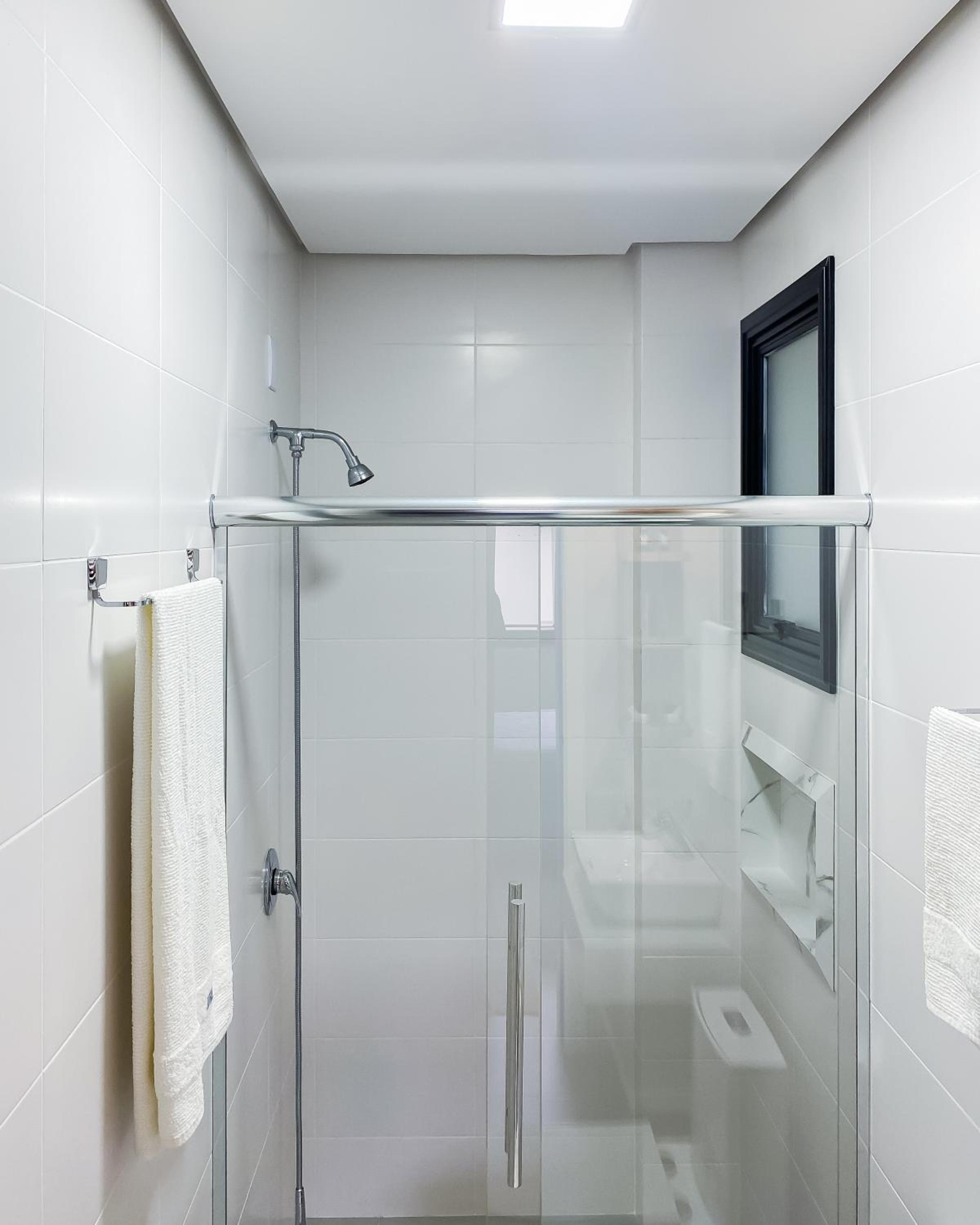 Apartamento super completo a 250mts do mar