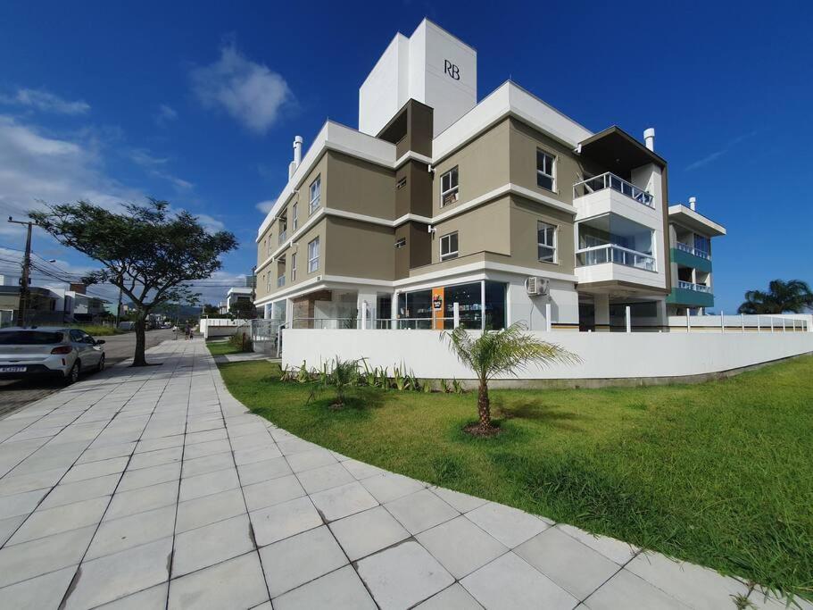 Studio 306 - Apartamento no Sul da Ilha de Florianópolis