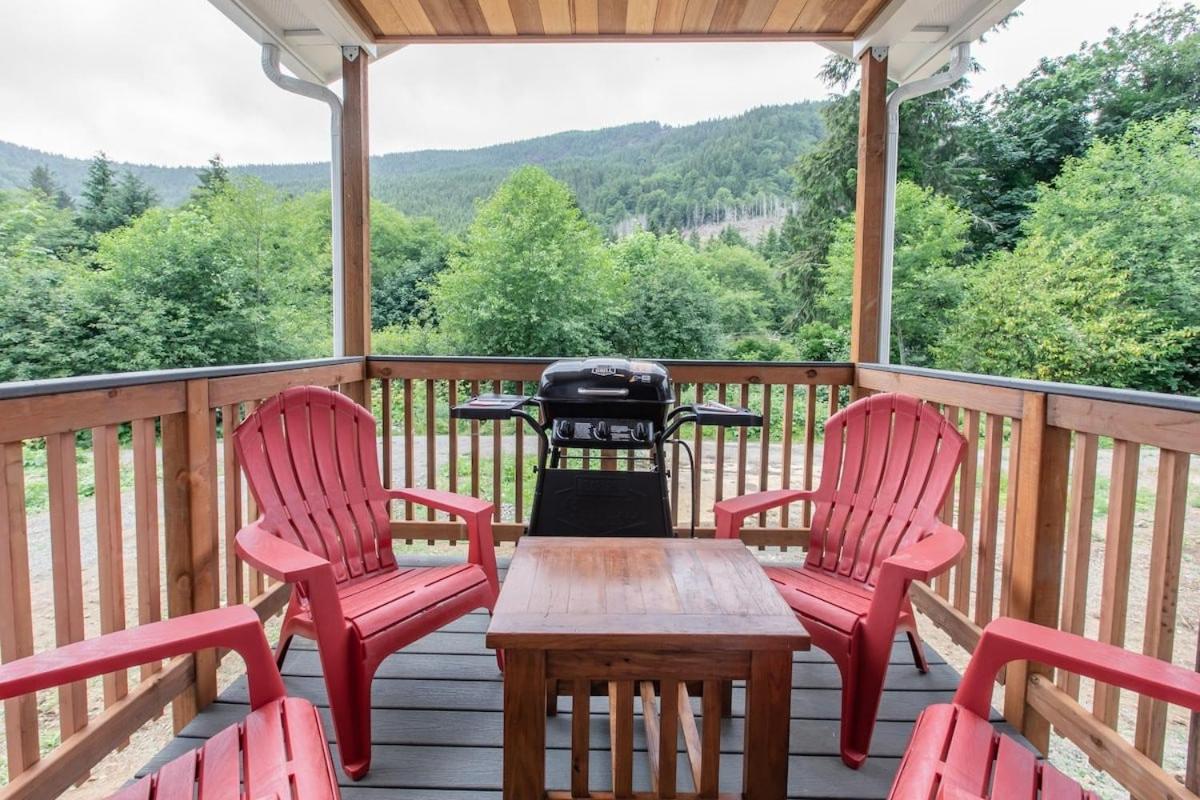 Nehalem Coastal Oasis - Secluded Coastal Home with Hot Tub on 14 Acres view 5