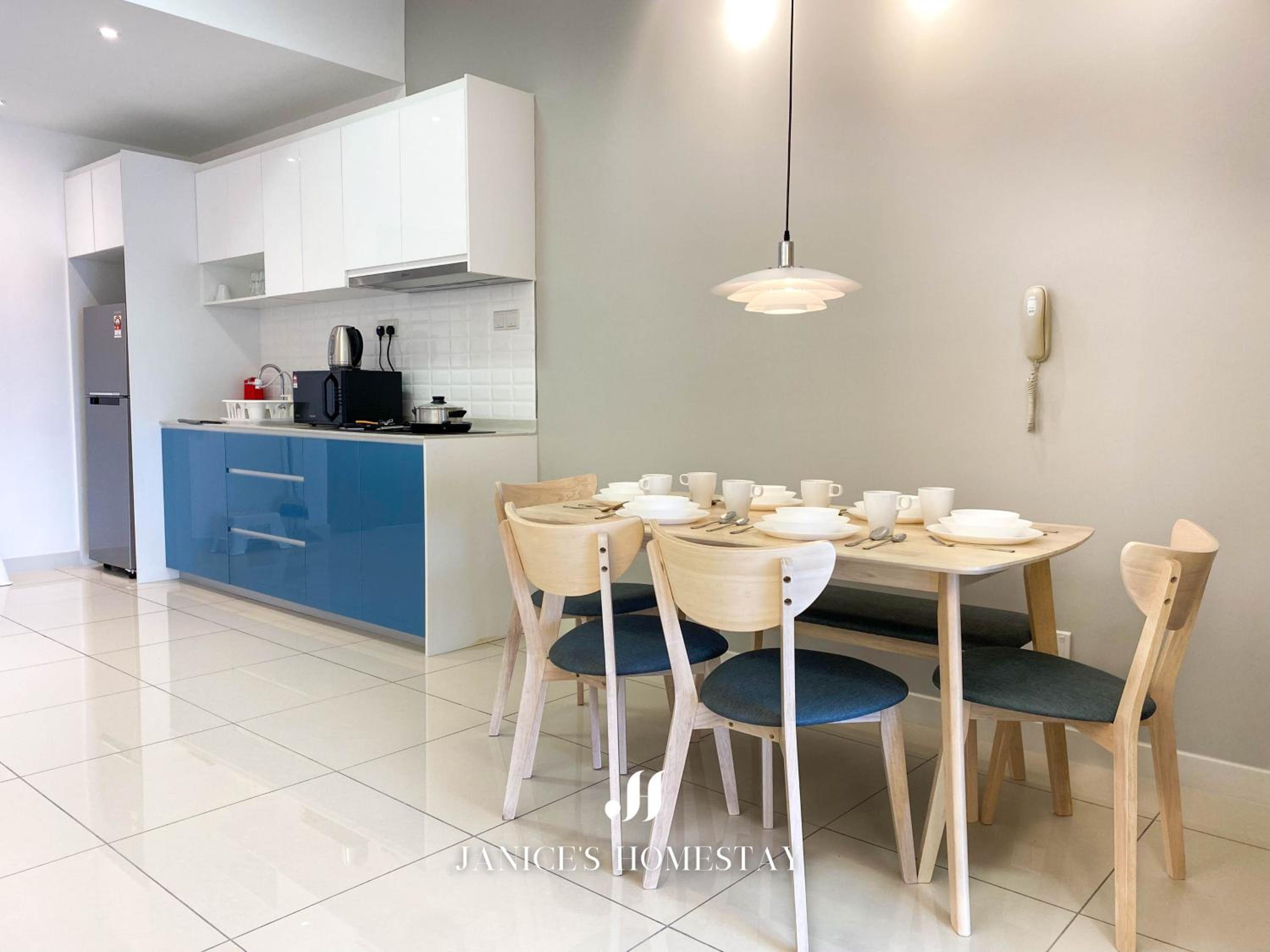 Continew Residence by Janice's Homestay