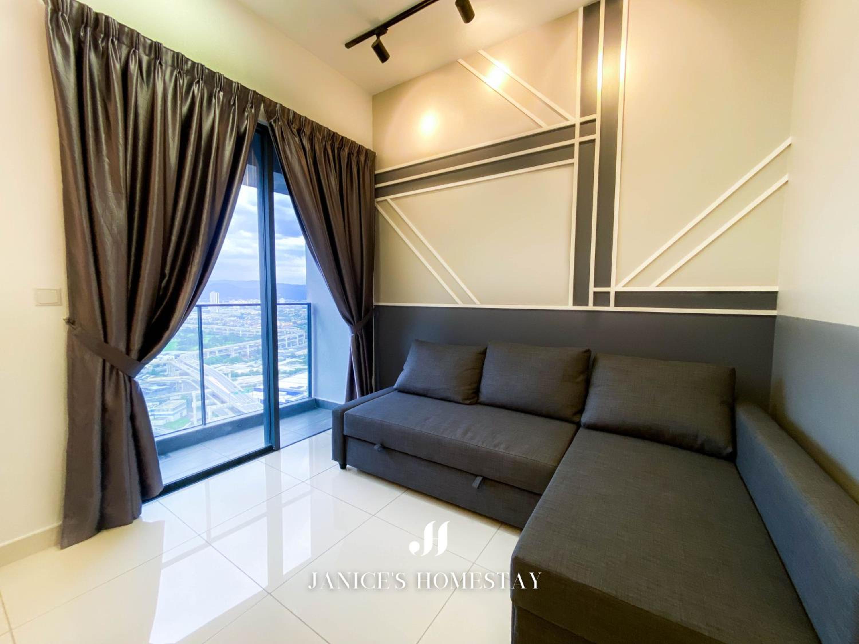 Continew Residence by Janice's Homestay