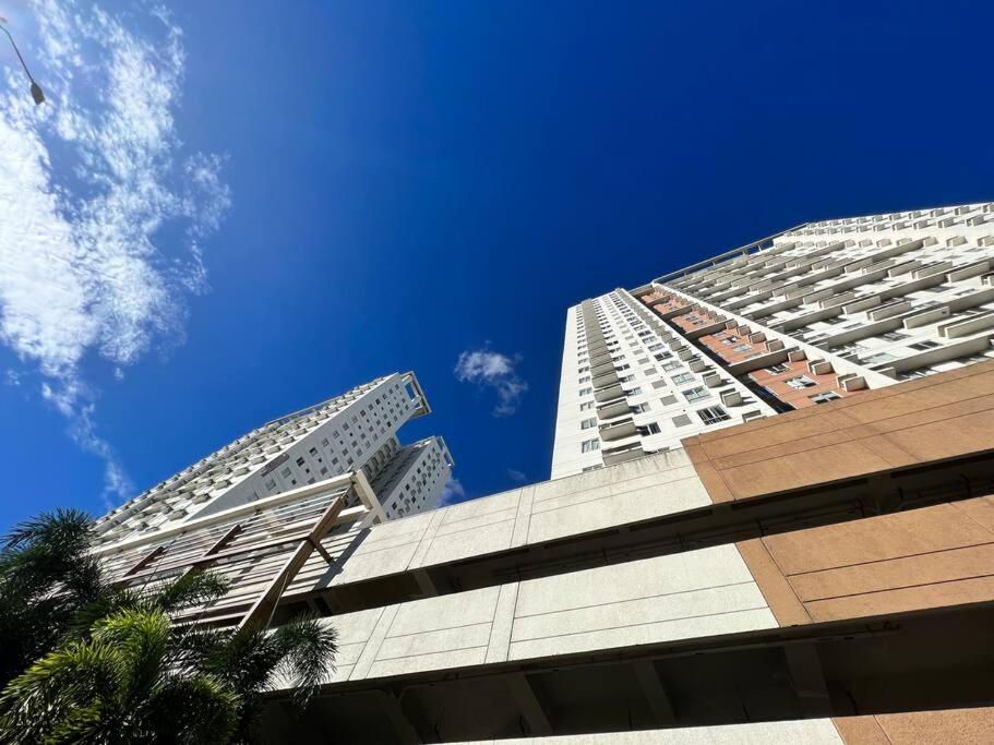 Comfortable 2bedroom with pool Avida Tower, IT Park view 2