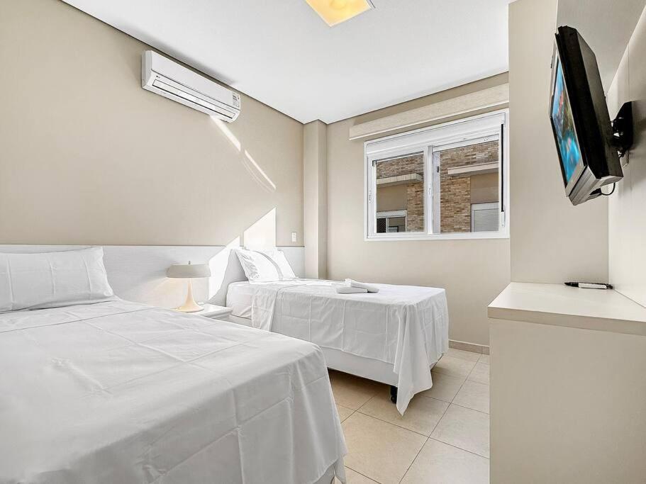 Piscina Privativa - Condominio - Churrasqueira - Espaçosa
