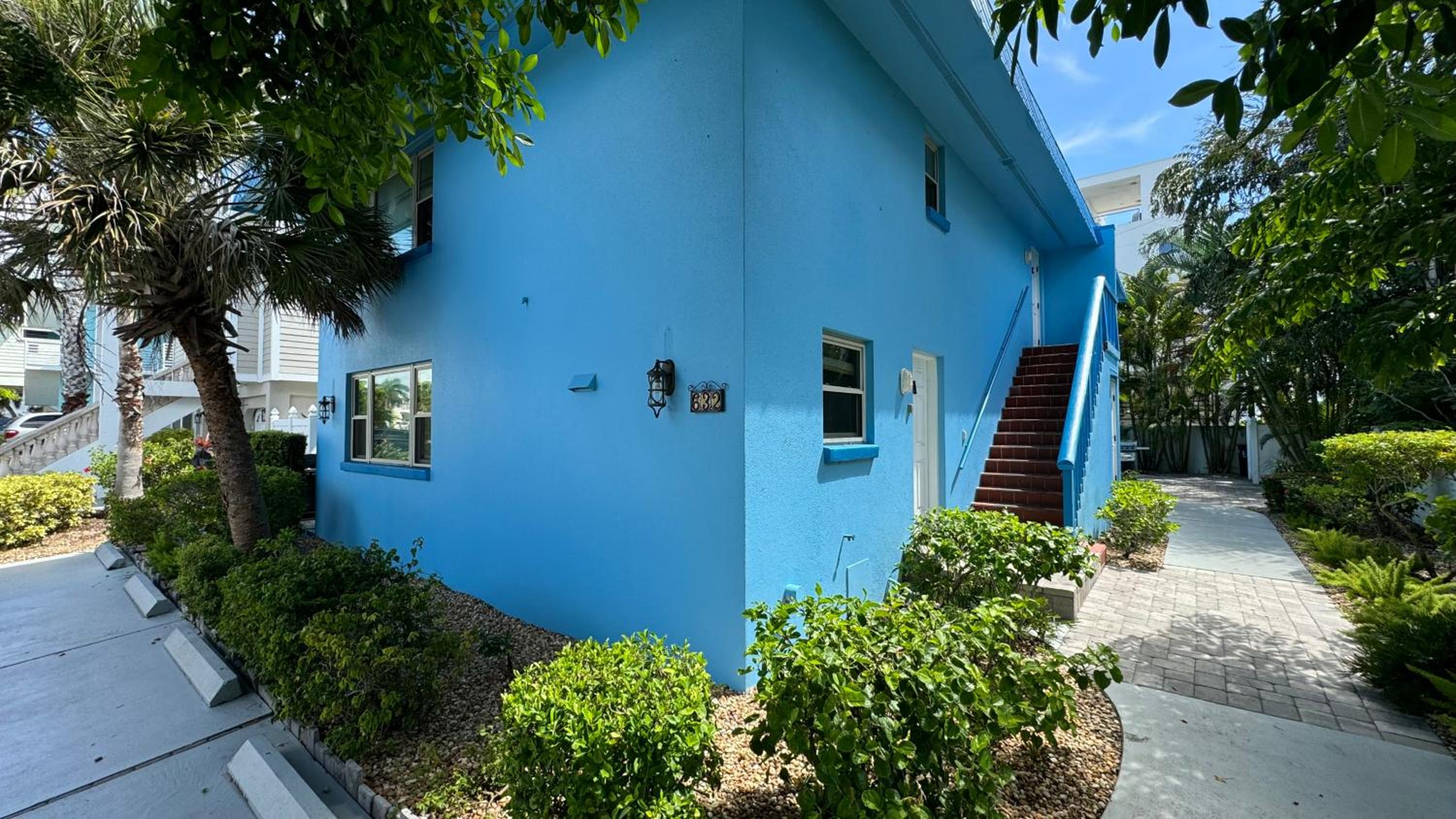 Spacious Updated Condo Just 2 Blocks to Siesta Key Beach — photo 4