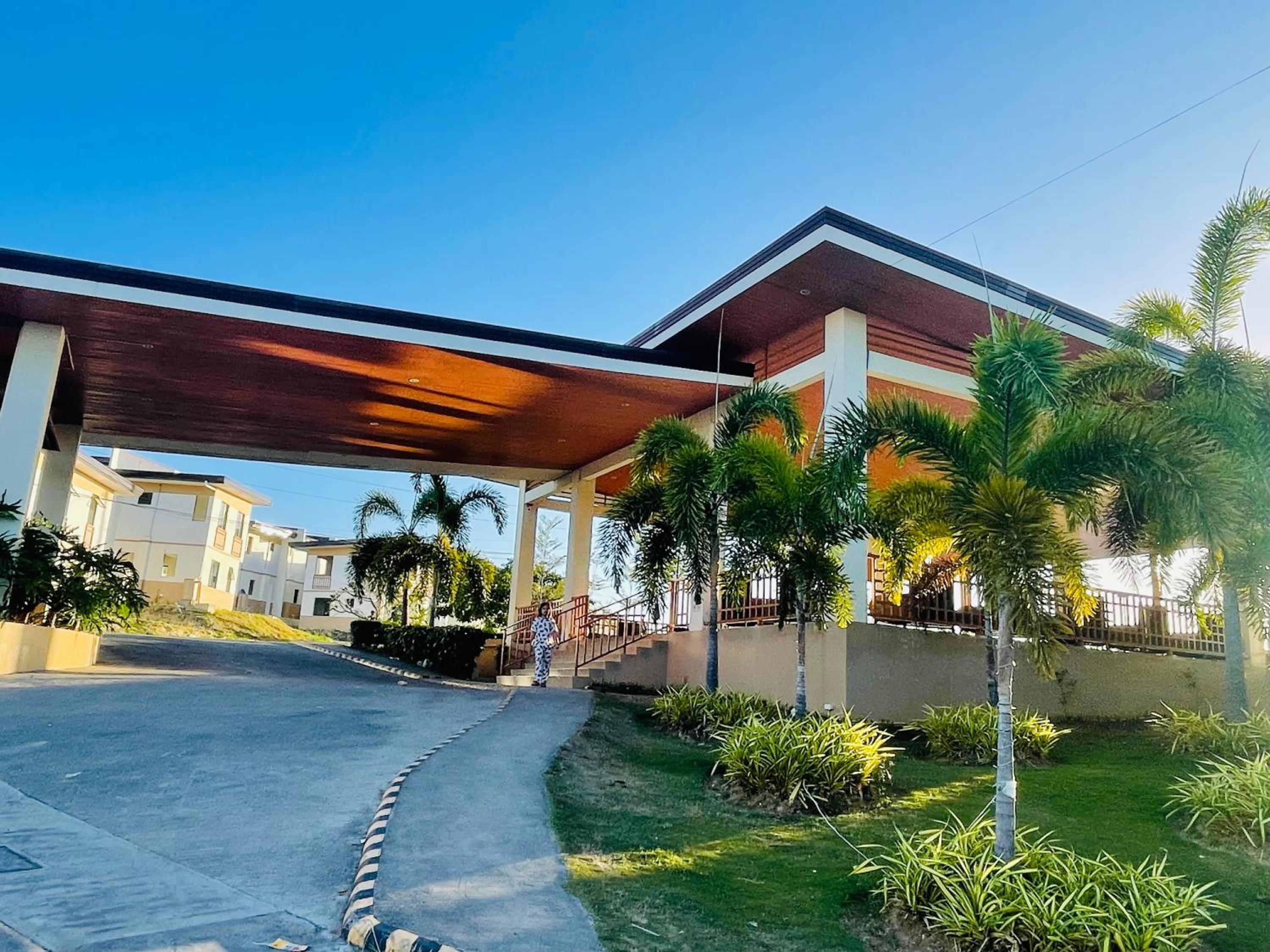 Haralds Air B&B in Casamira Naga view 3