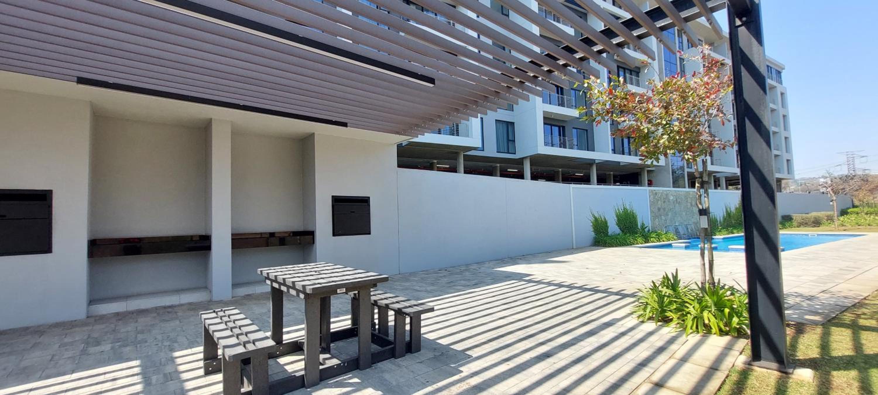 Sandton Gate Luxury 2 Bed Apartment - JOHANNESBURG