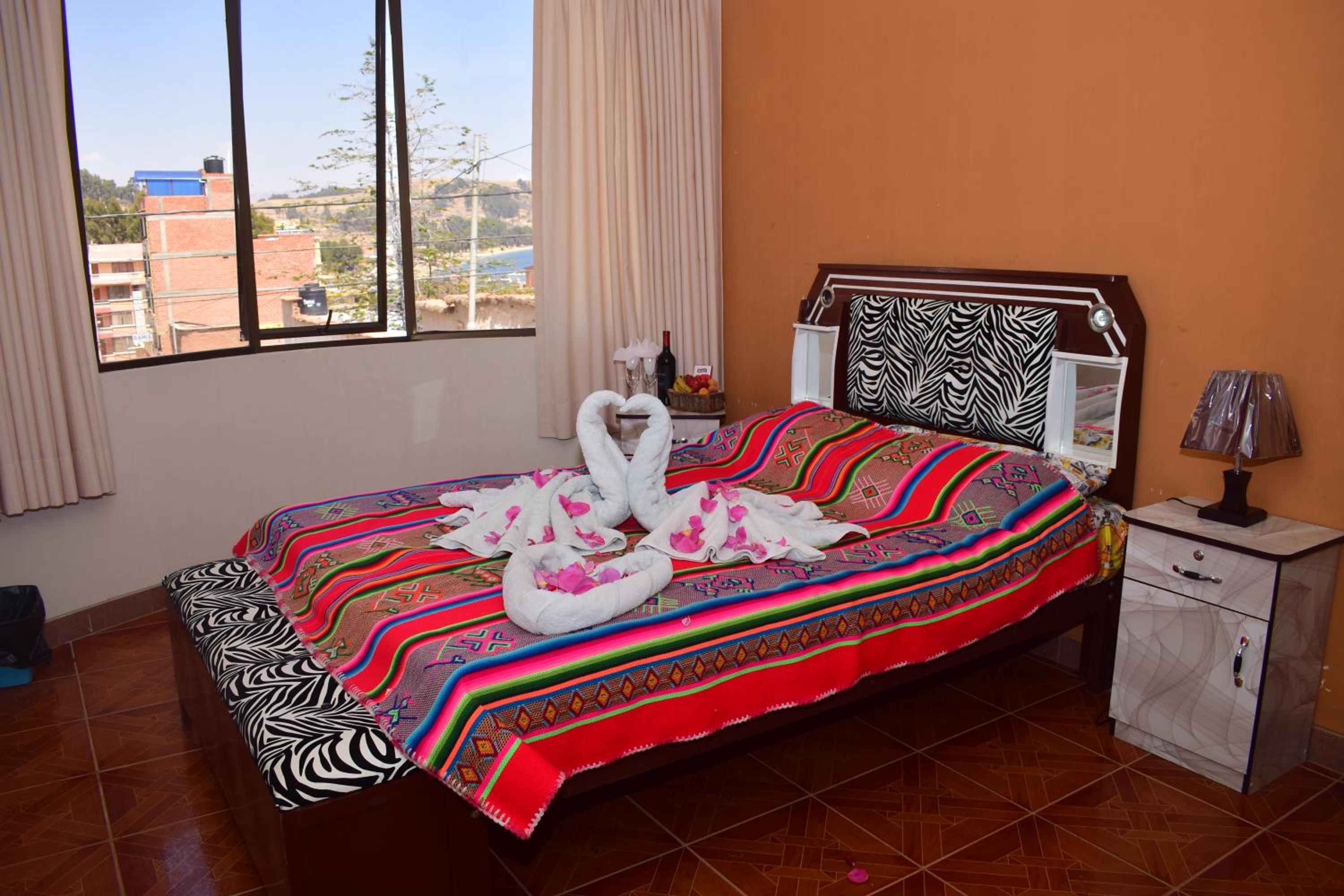 Skylake B&B Hostel