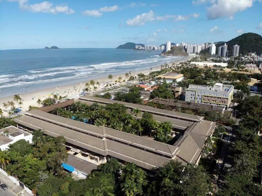 Beira Mar - 2 Quartos - Lindo Condominio