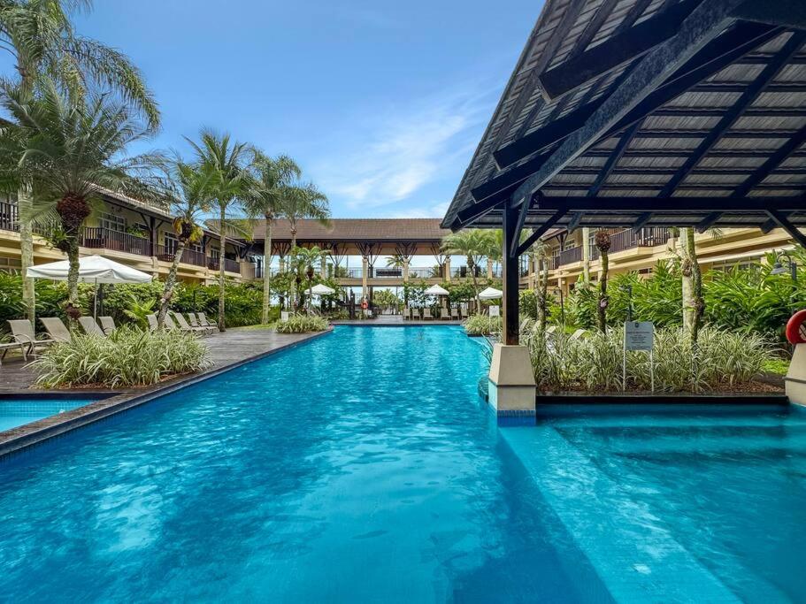 Beira Mar - 2 Quartos - Lindo Condominio