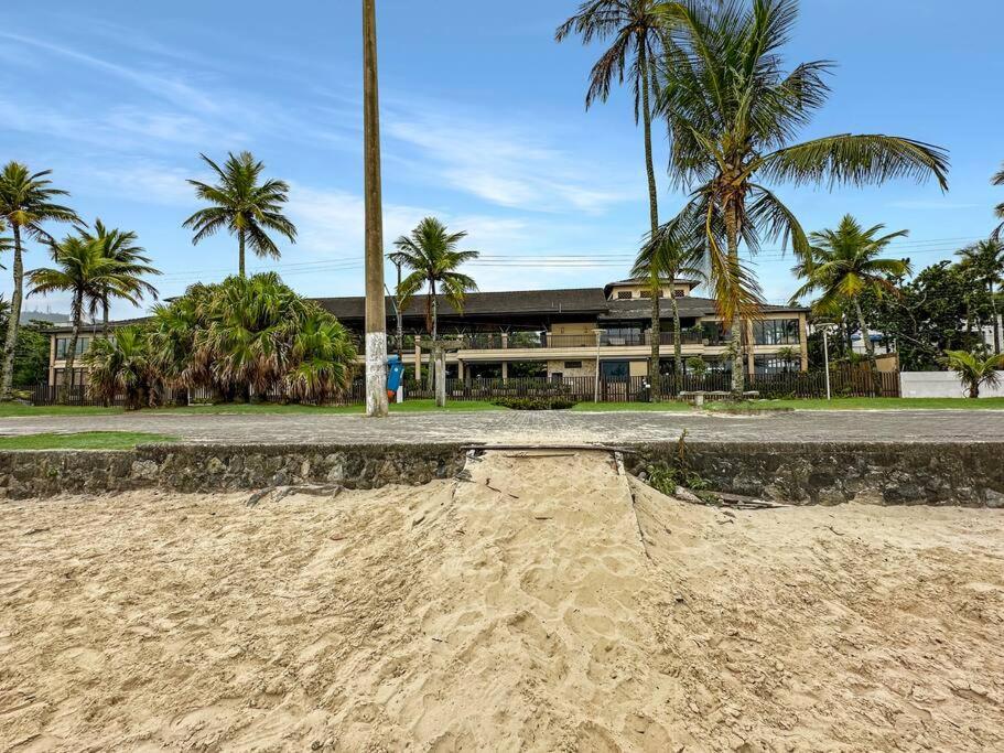 Beira Mar - 2 Quartos - Lindo Condominio