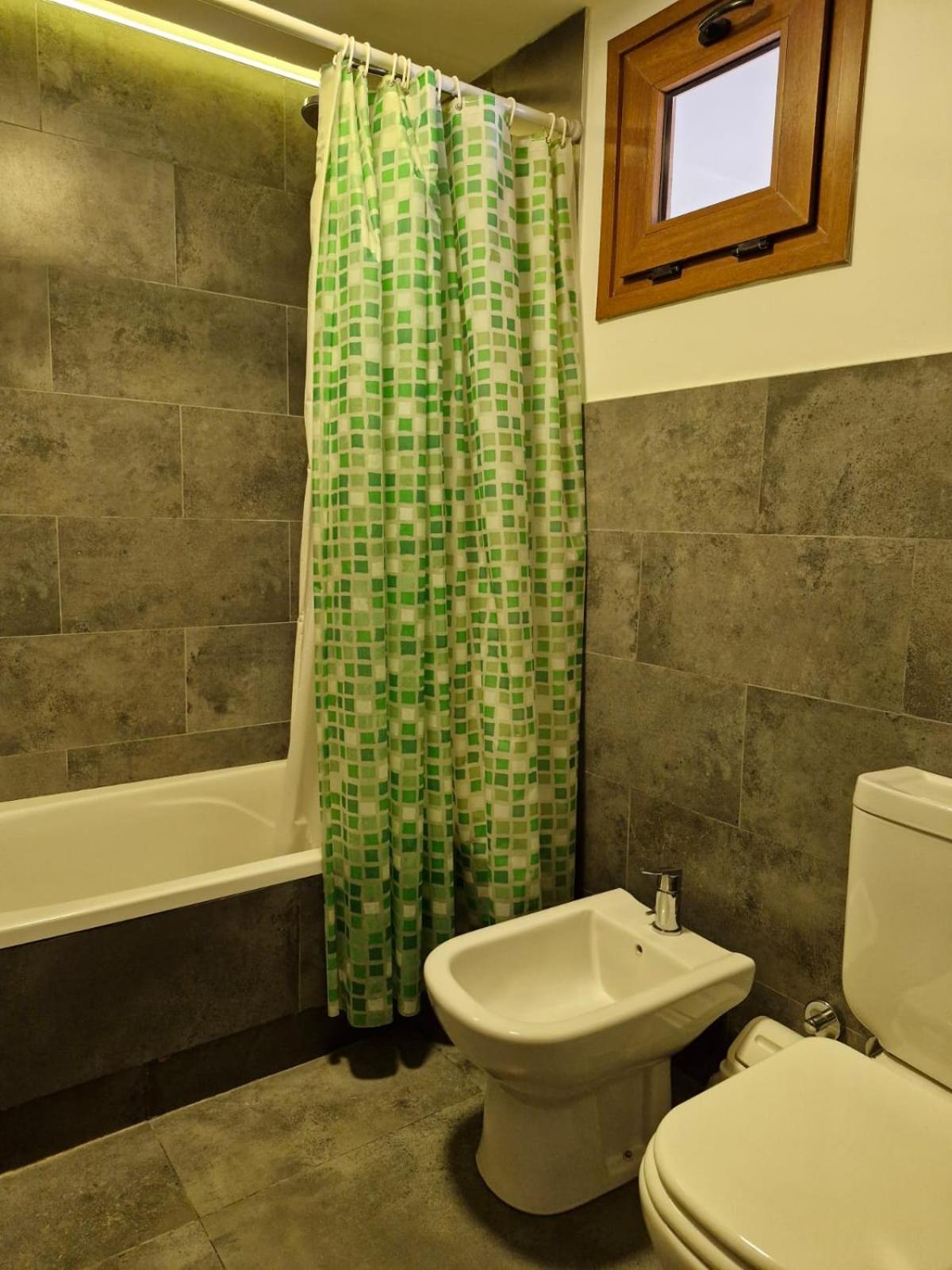 Departamento con pileta climatizada