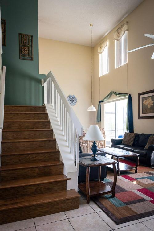 Crescent Lakes Villa