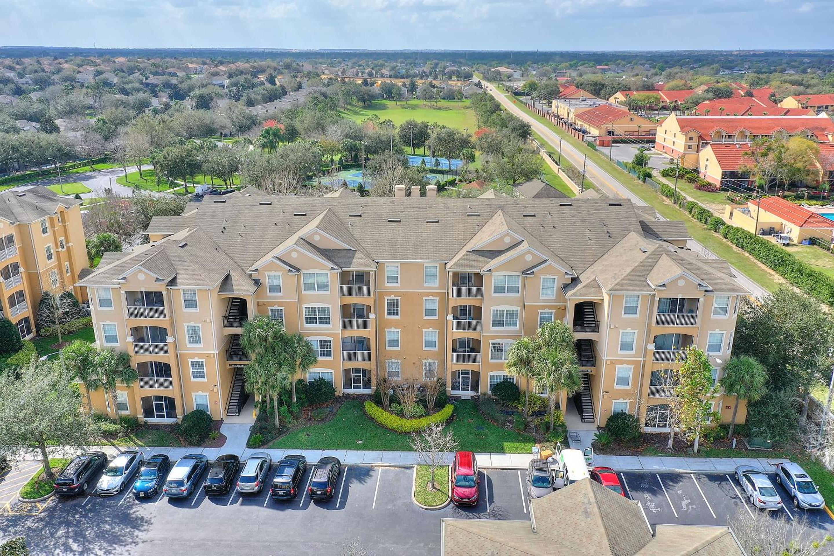 Condo in Gated Windsor Hills