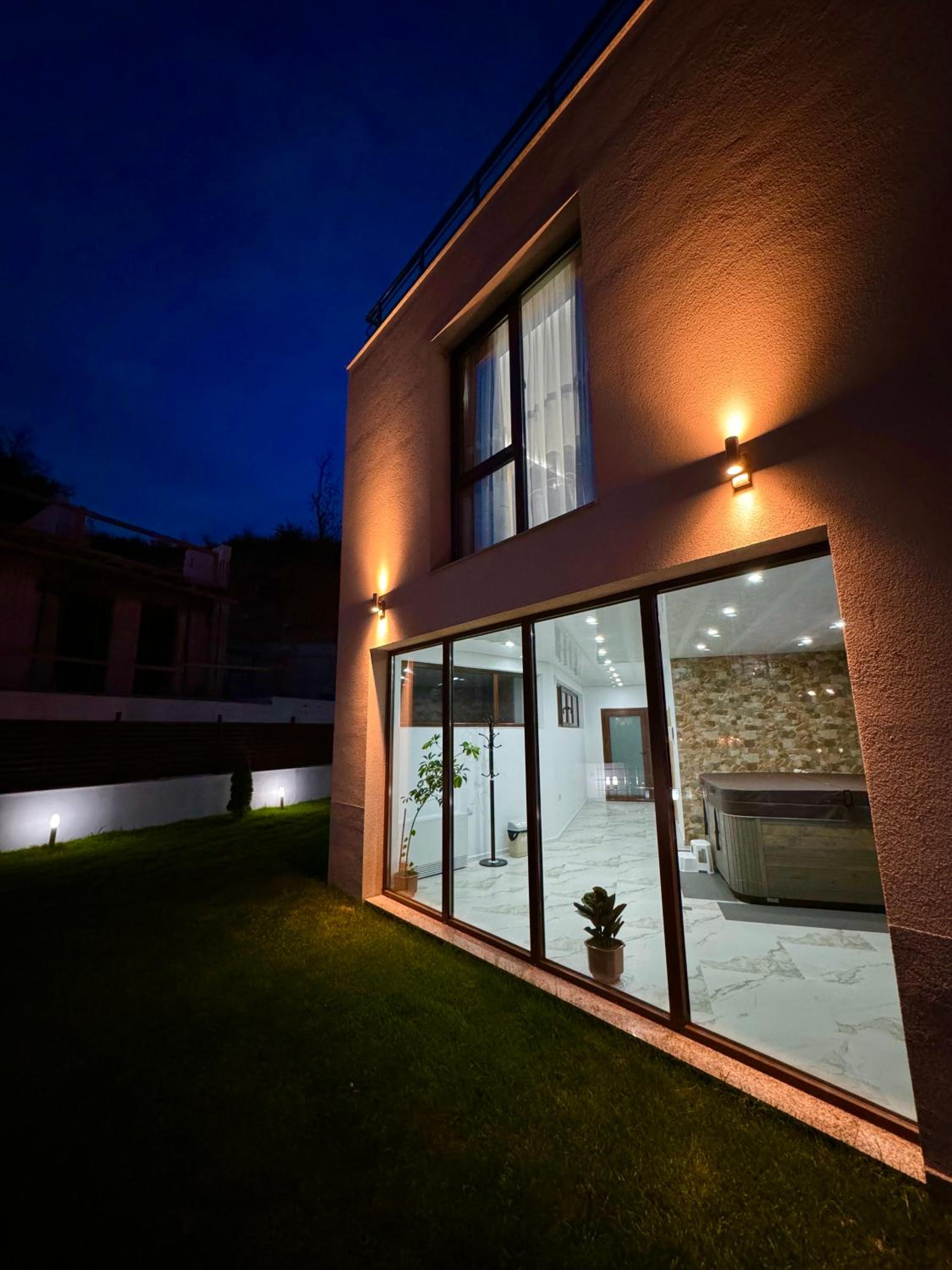 The Hillside Villa