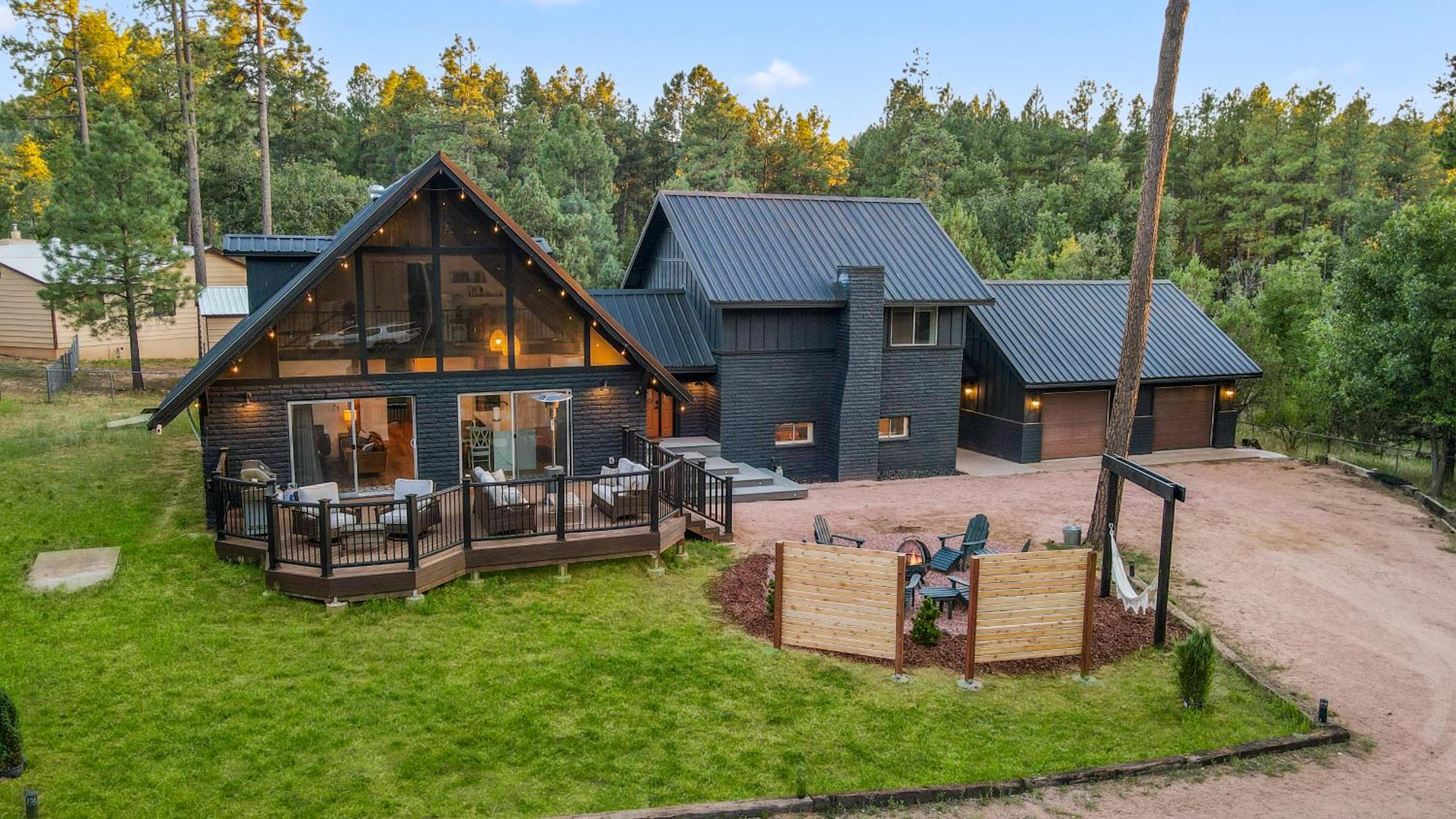 Cozy Modern Chalet in Strawberry view 4