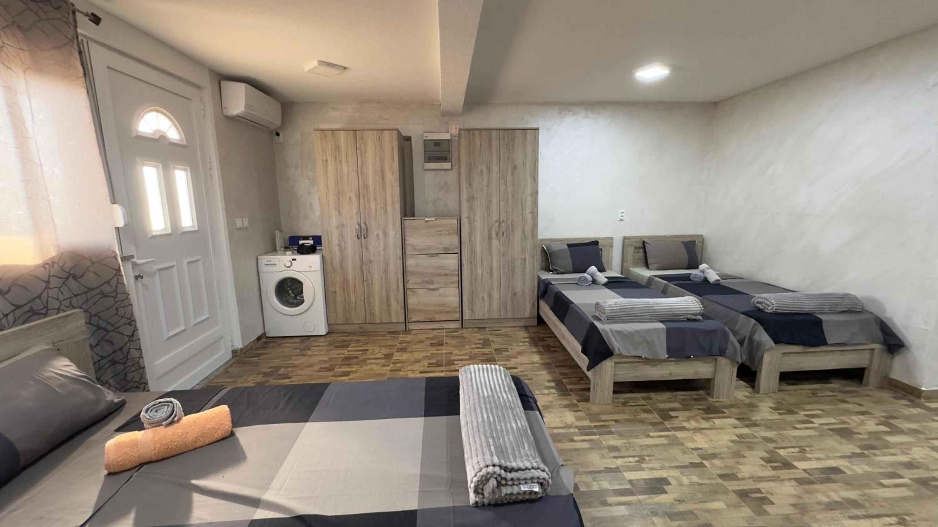 Apartmani Carovac