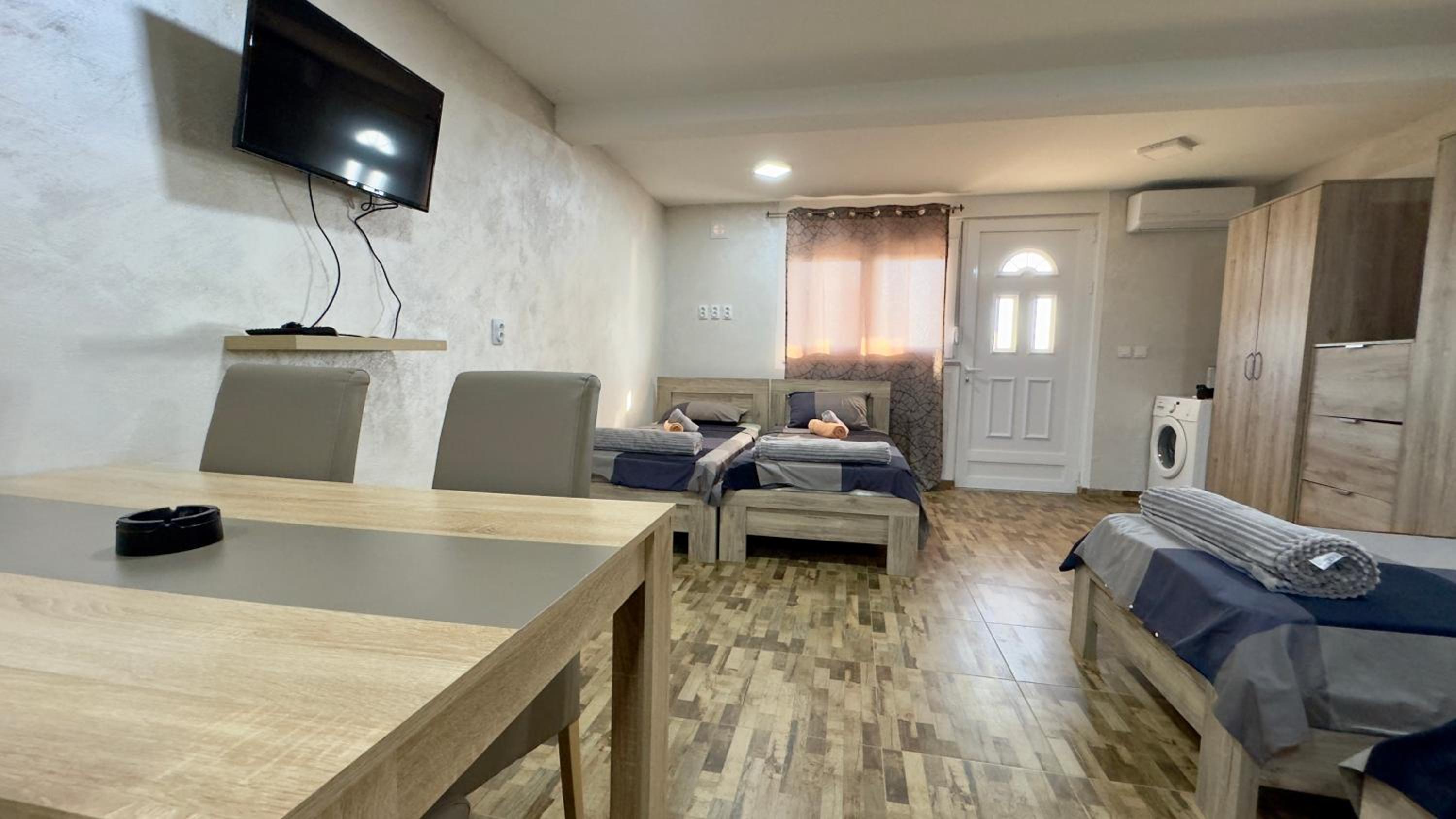 Apartmani Carovac