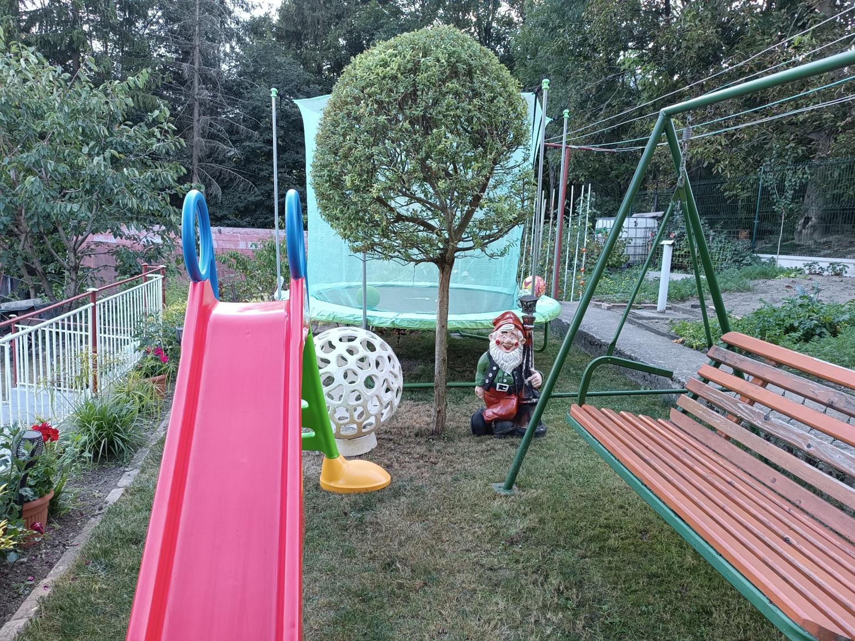 Photo 34
