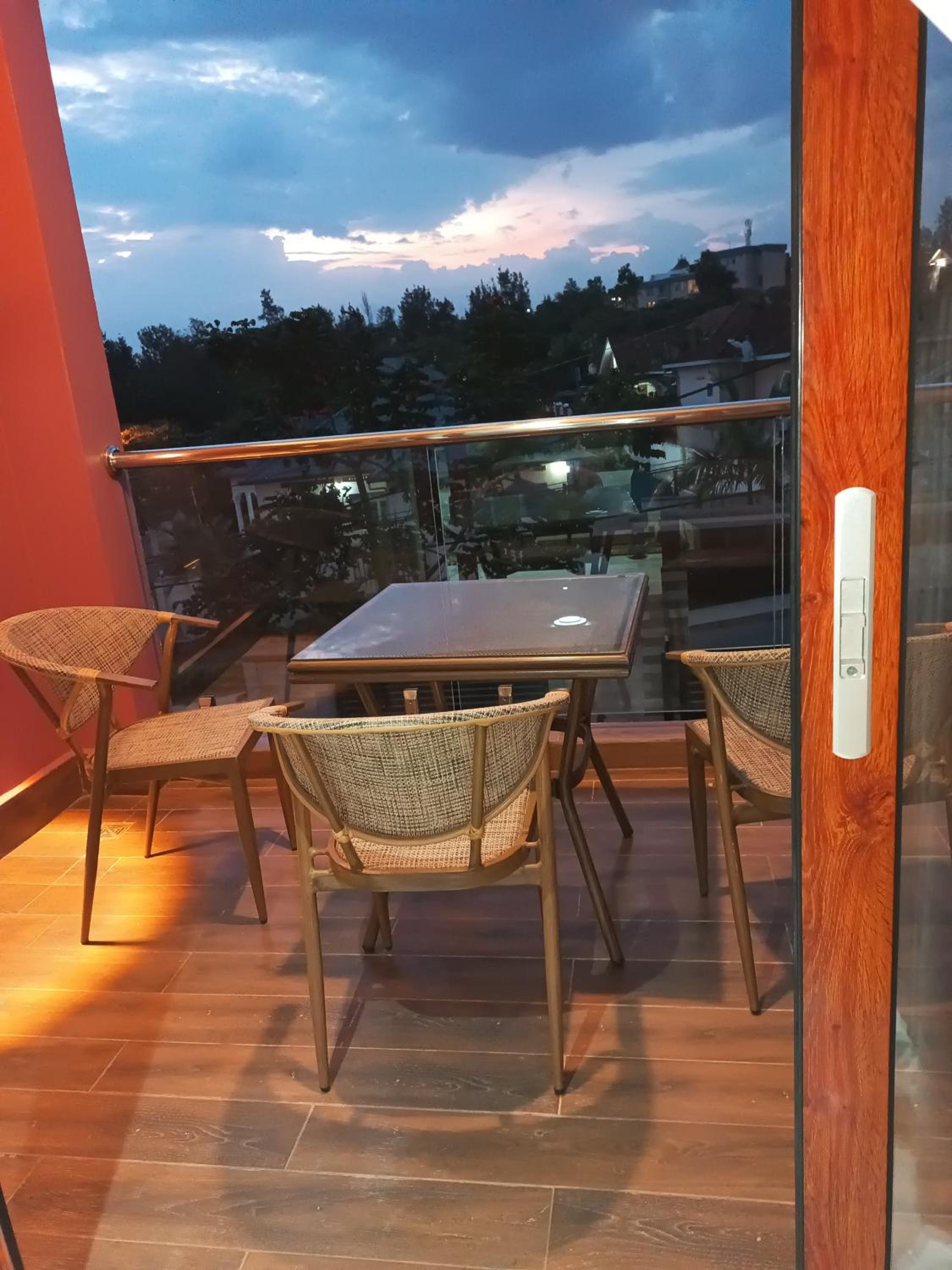 Ineza Apartment