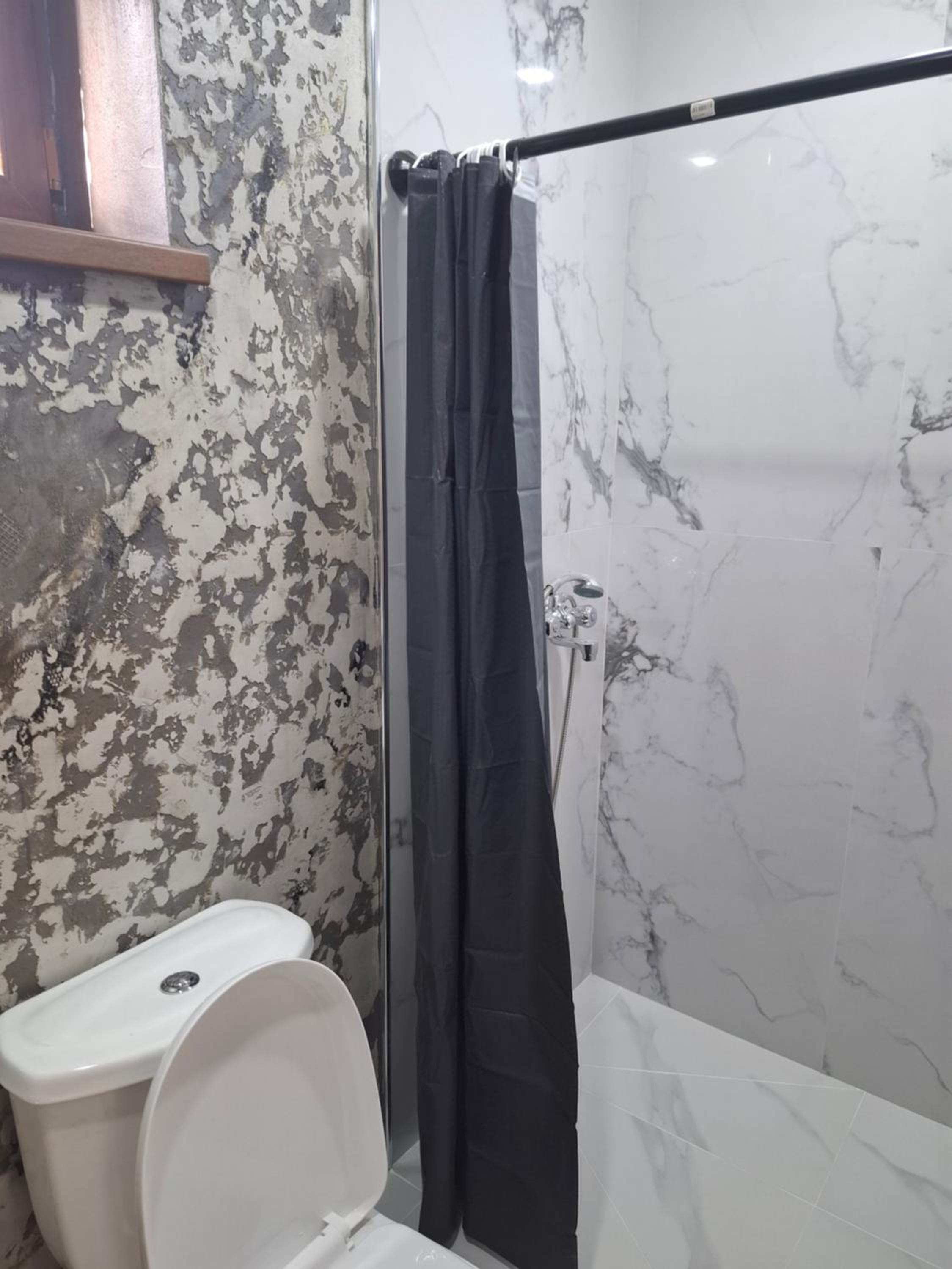 Luiza Guest House