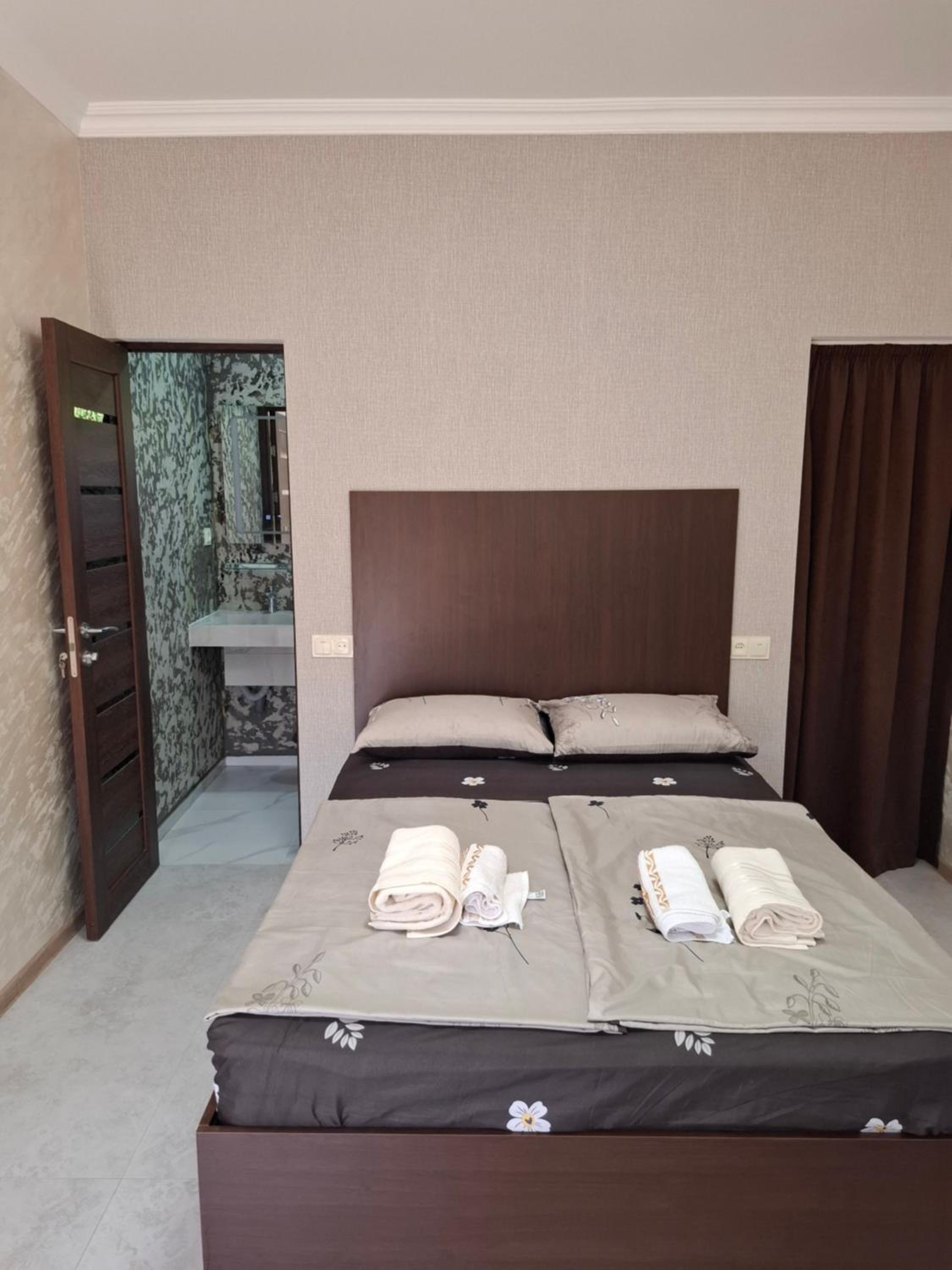 Luiza Guest House