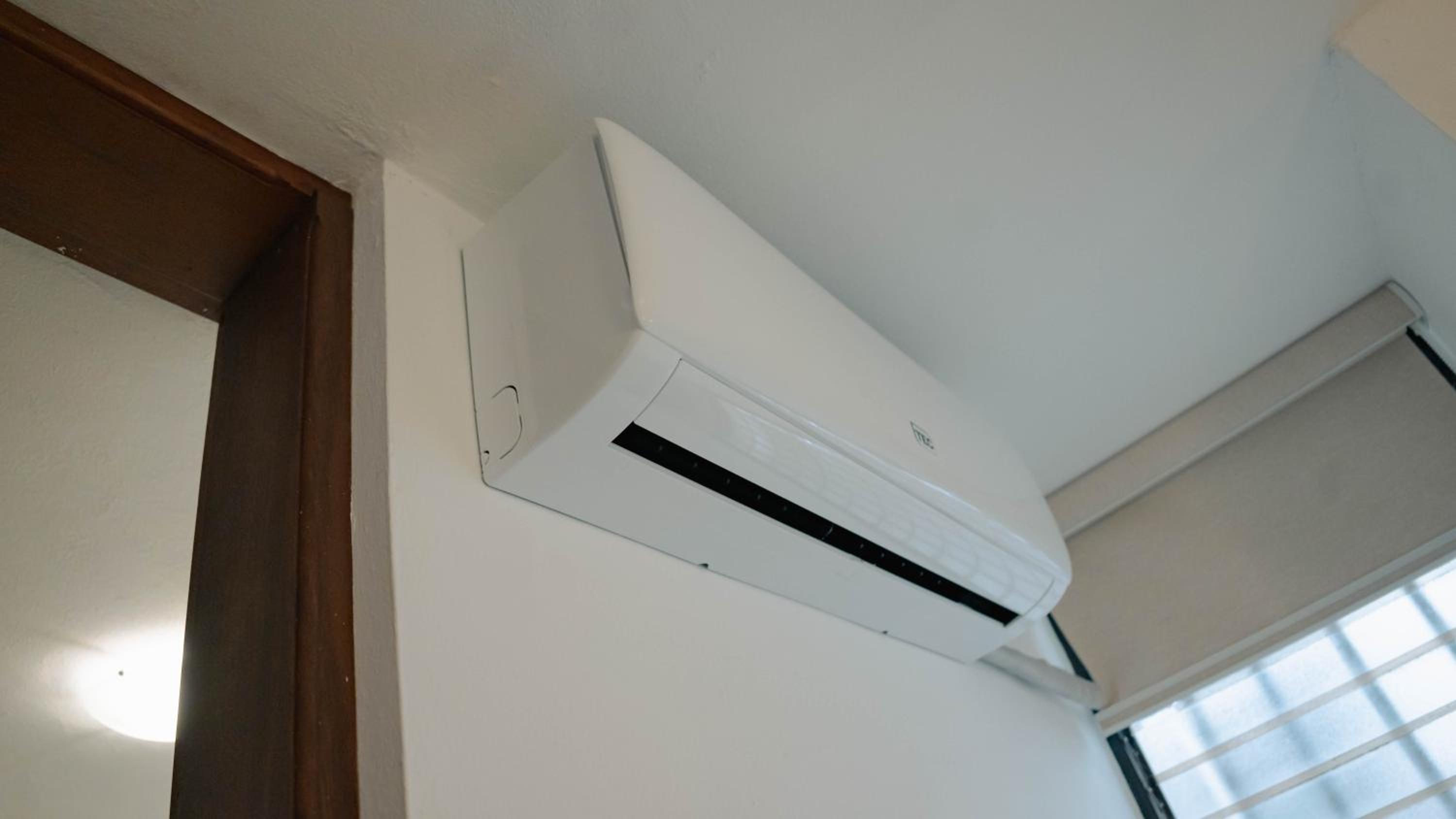 Residenciales H1 & H2 - Breakfast & Room Service - Airport close view 4