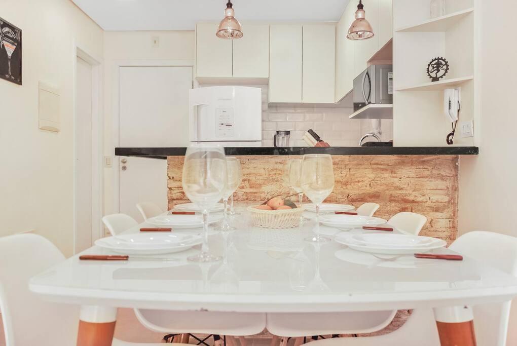 Apt com Varanda Gourmet Beira Mar Lindo Condominio