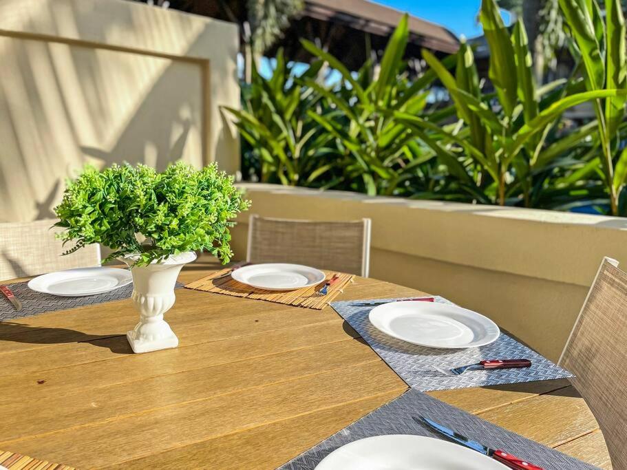Apt com Varanda Gourmet Beira Mar Lindo Condominio