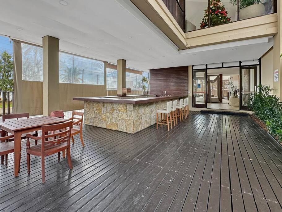 Apt com Varanda Gourmet Beira Mar Lindo Condominio