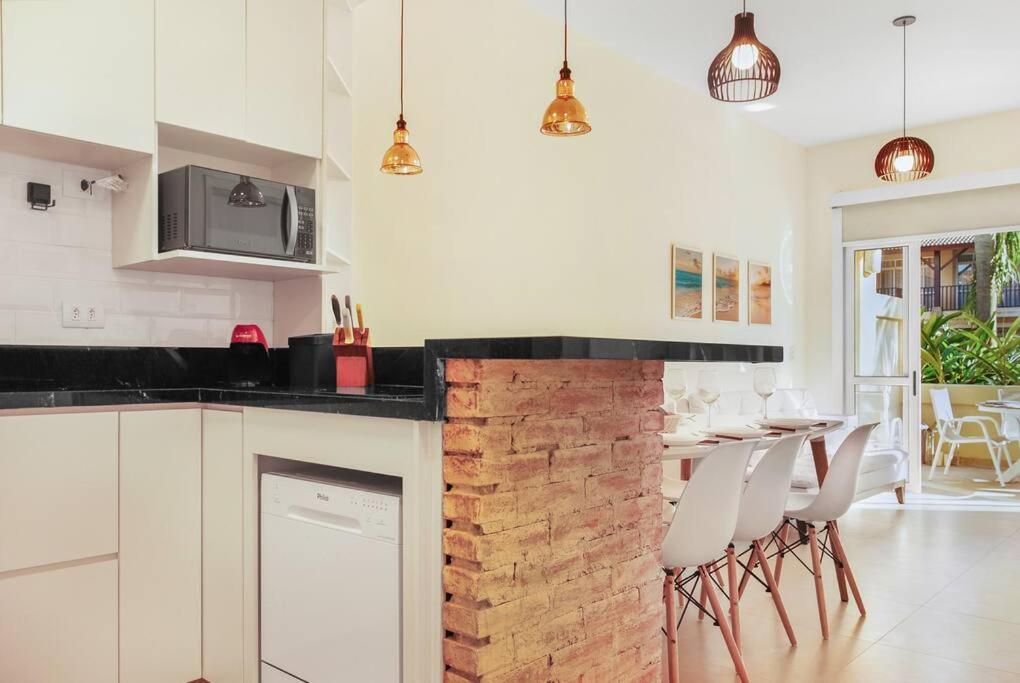 Apt com Varanda Gourmet Beira Mar Lindo Condominio