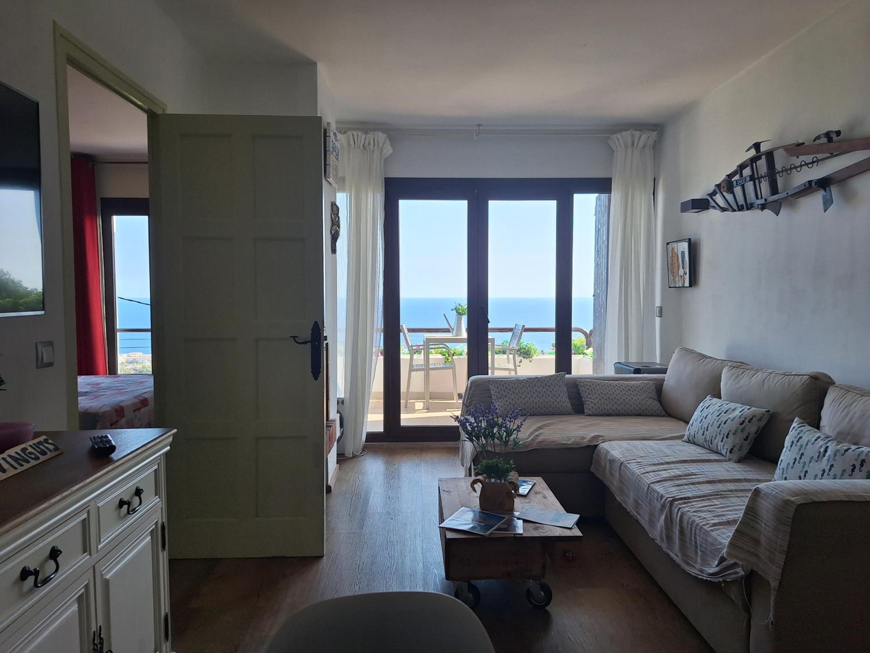 Apt CON VISTAS ALAS ISLAS MEDAS