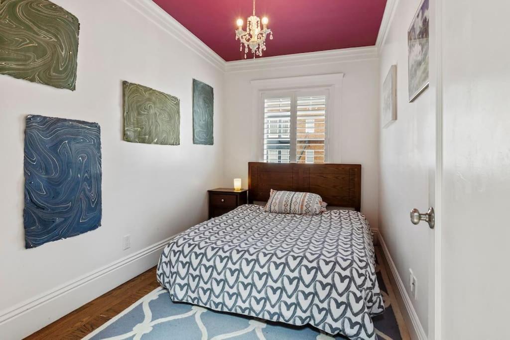 Spacious SF Haven - Cozy Bedrooms & Modern Kitchen view 5