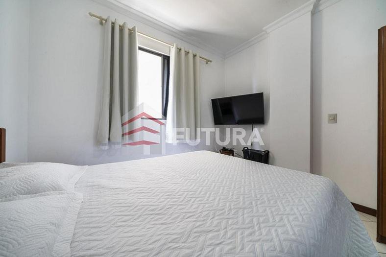 Aconchegante apartamento 2 dormitórios a 30 metros da praia LA001E
