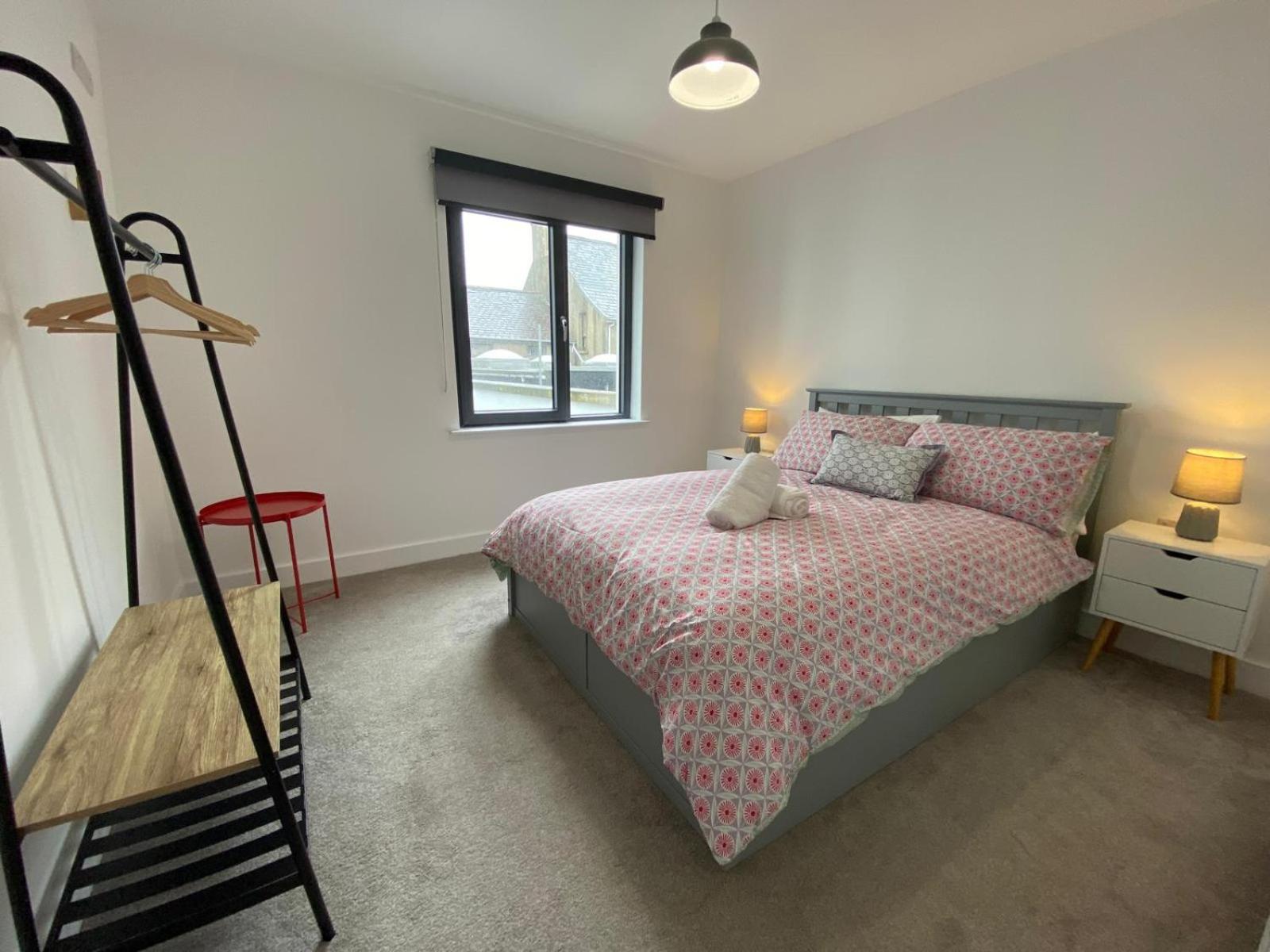 Coastal Links, Main Street Portrush, 1 to 5 guests view 4