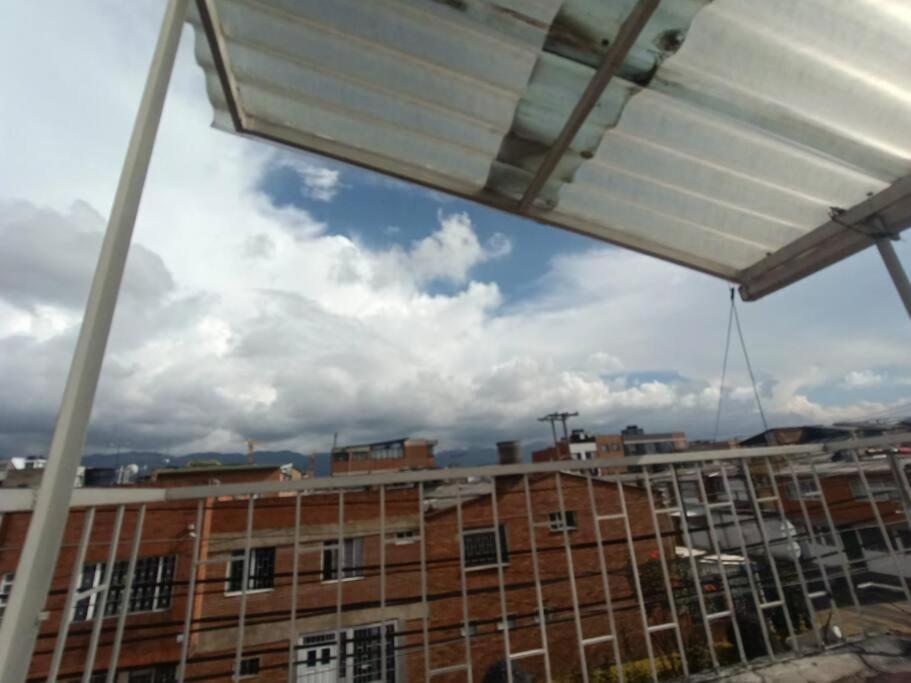 Apartamento Familiar cerca al aeropuerto