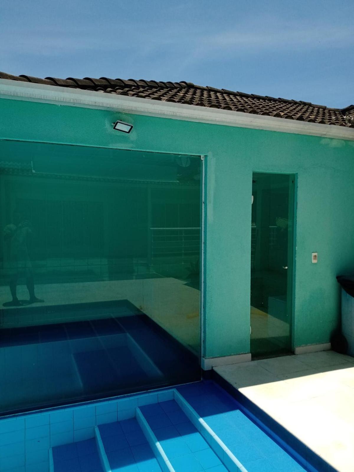 Exclusiva Casa em Condomínio